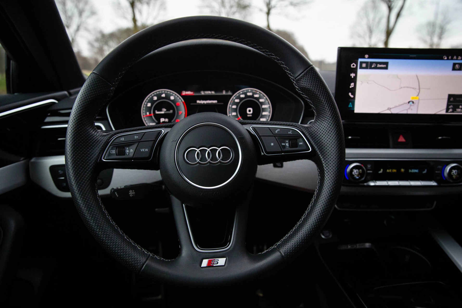 Hoofdafbeelding Audi A4