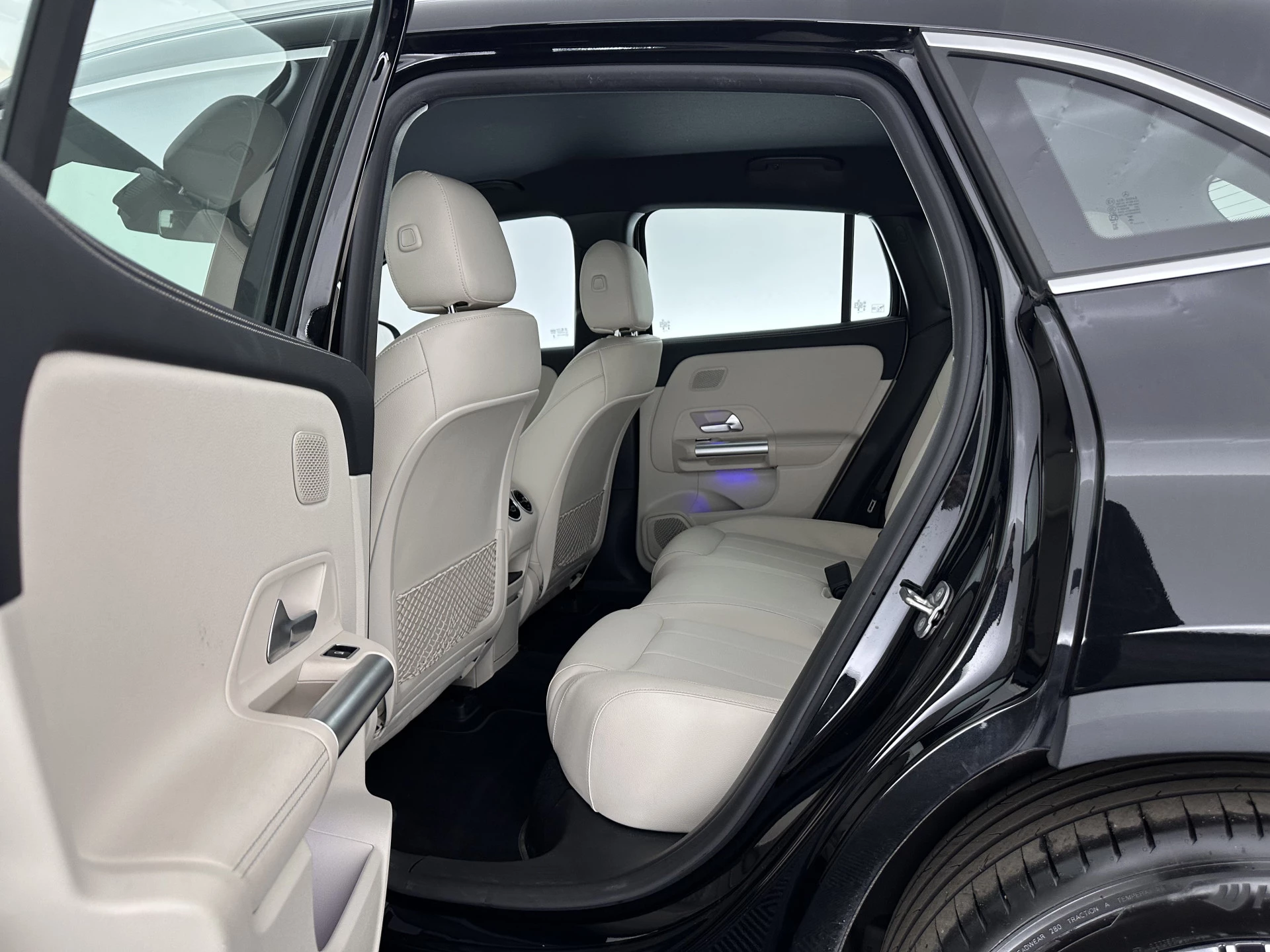 Hoofdafbeelding Mercedes-Benz EQA