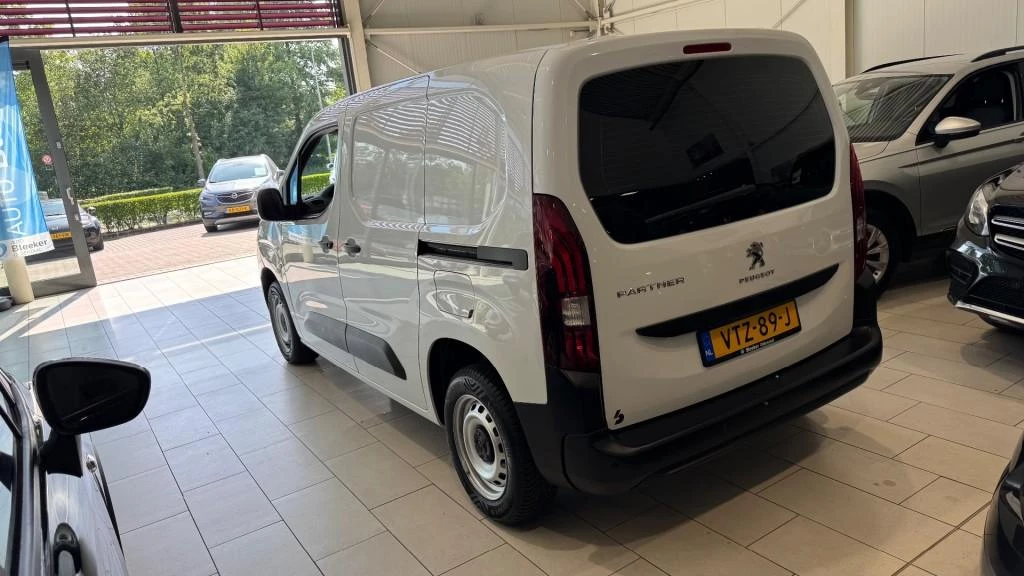Hoofdafbeelding Peugeot Partner