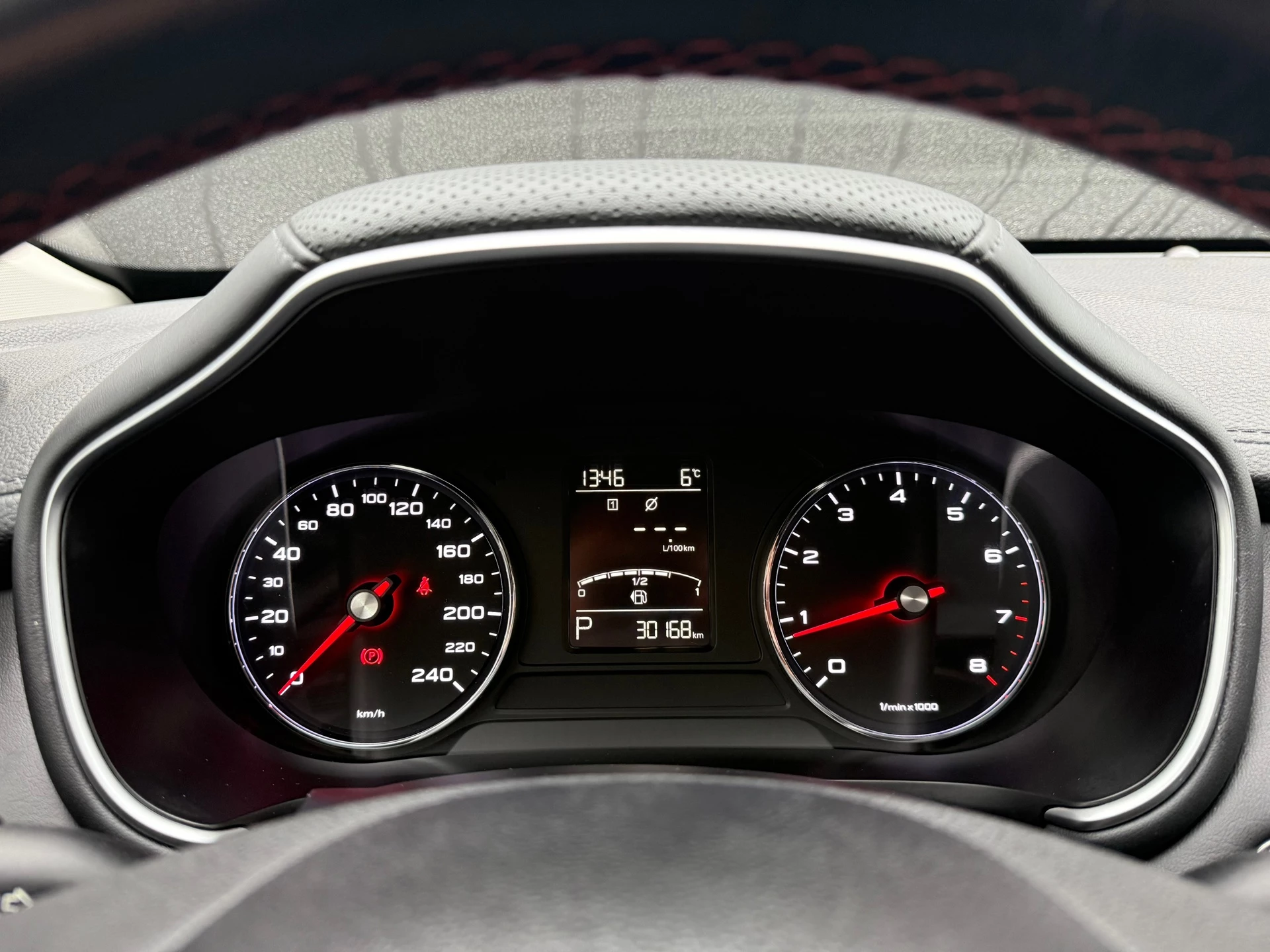 Hoofdafbeelding MG HS