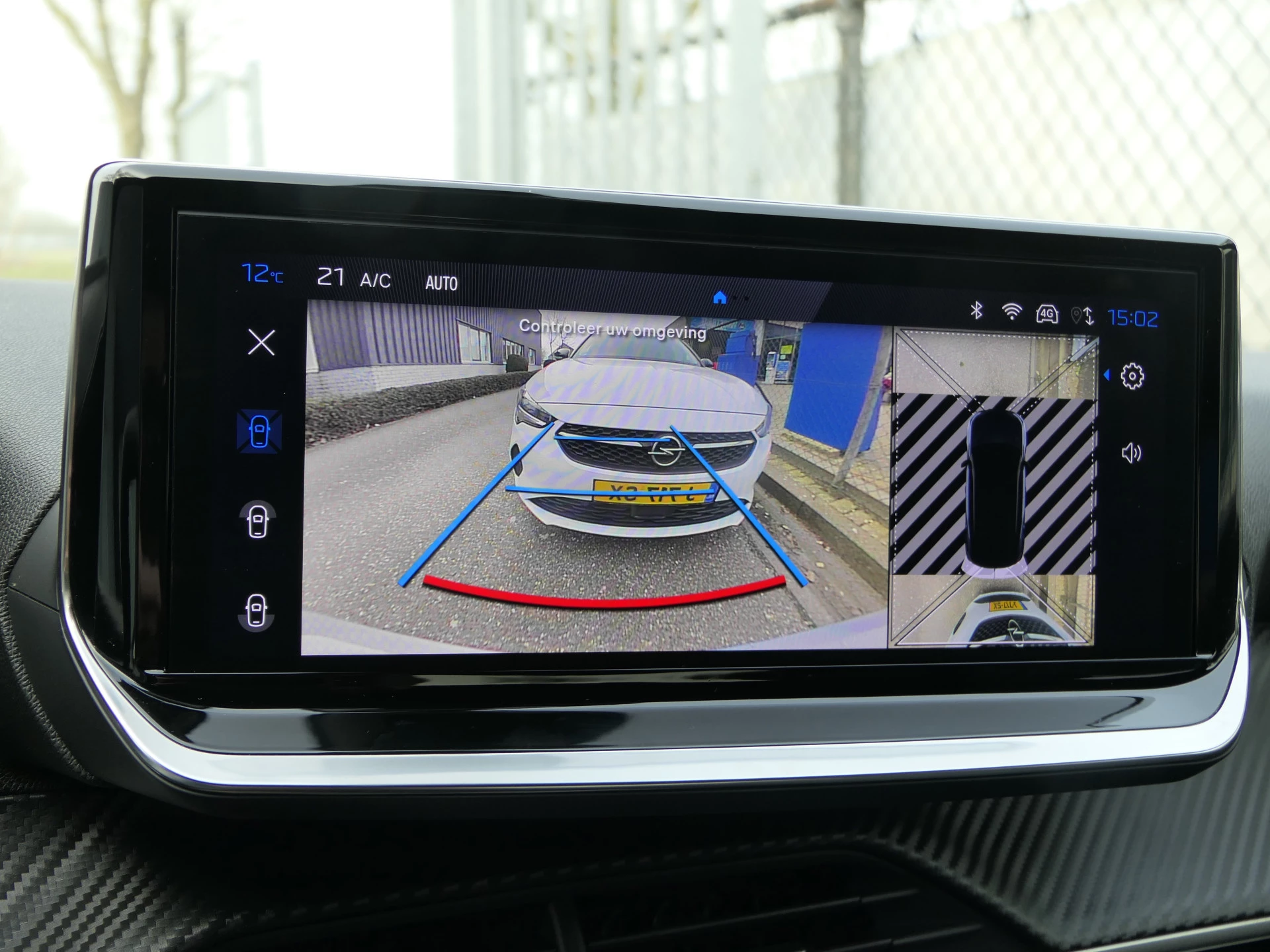 Hoofdafbeelding Peugeot e-2008