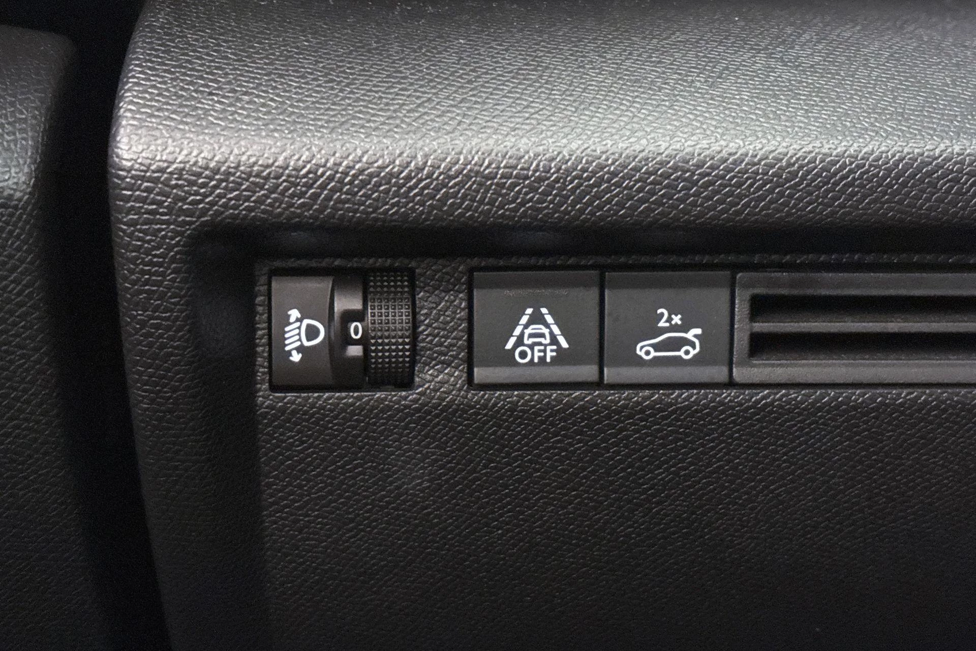 Hoofdafbeelding Citroën ë-C4 X