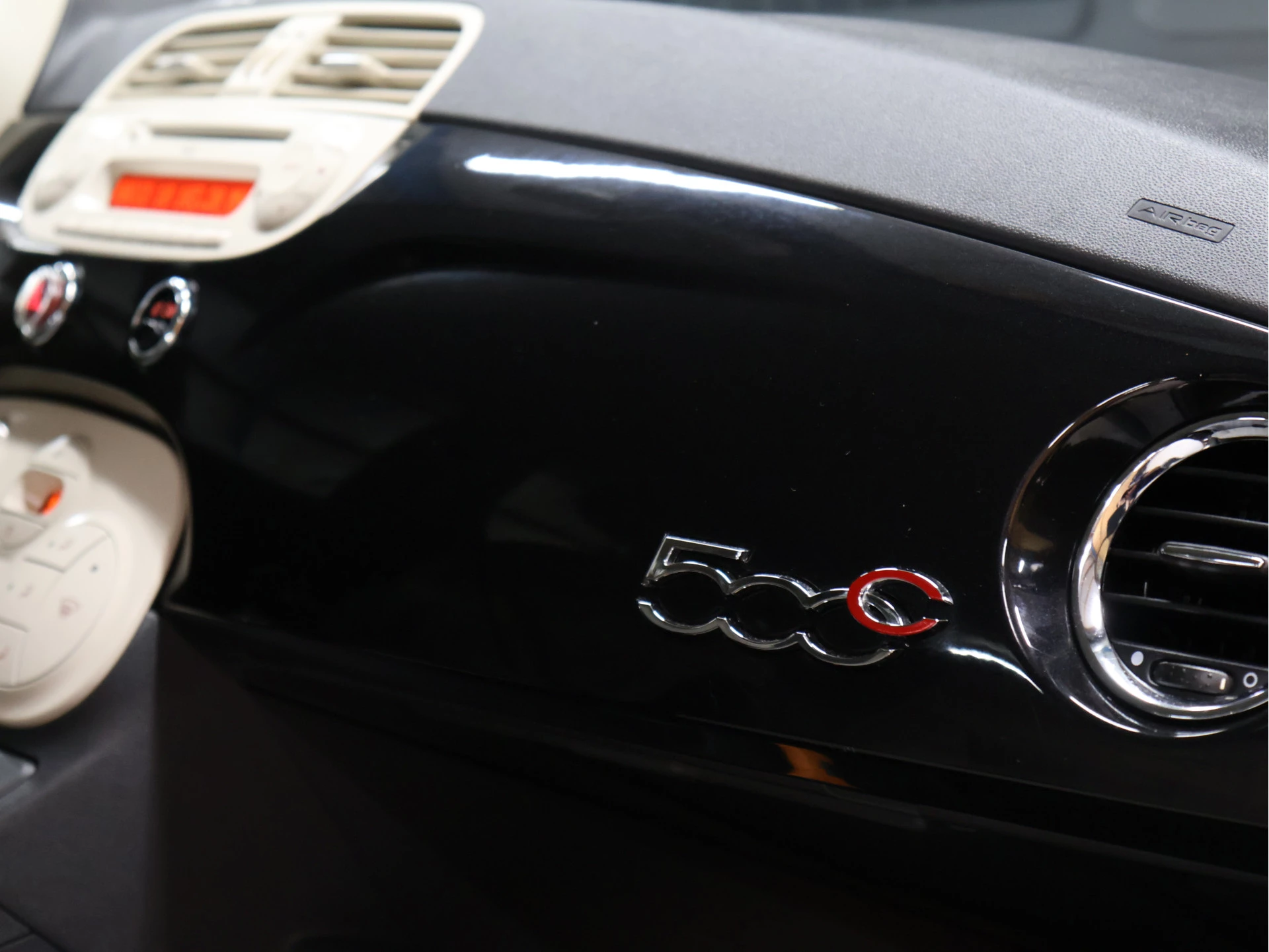 Hoofdafbeelding Fiat 500C