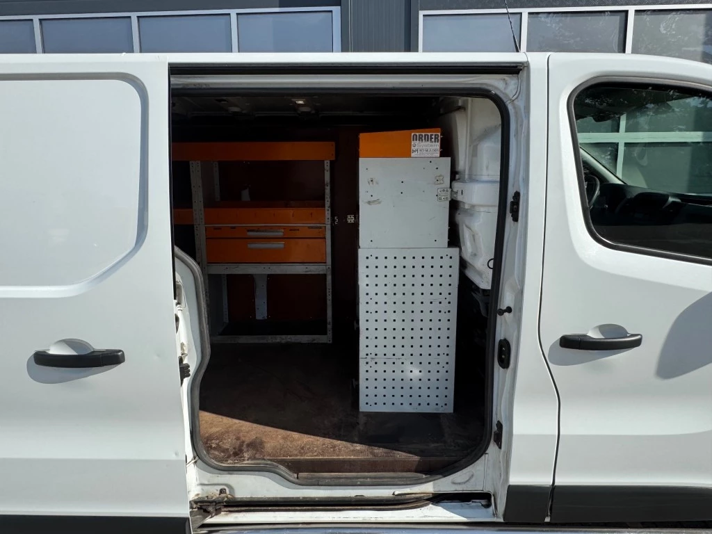 Hoofdafbeelding Nissan NV300