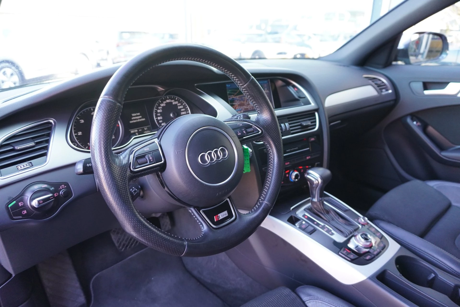 Hoofdafbeelding Audi A4