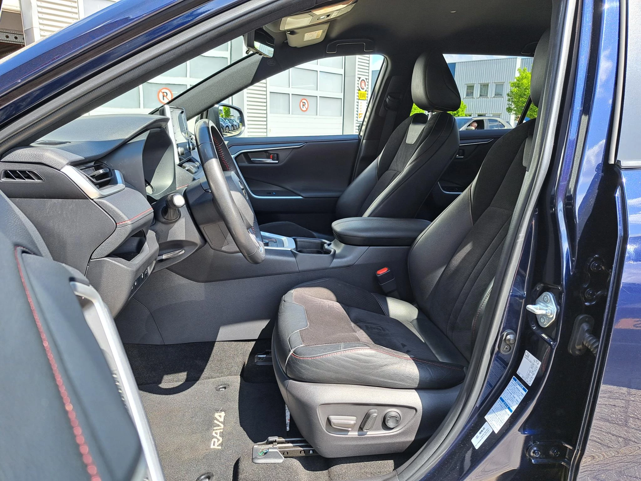 Hoofdafbeelding Toyota RAV4