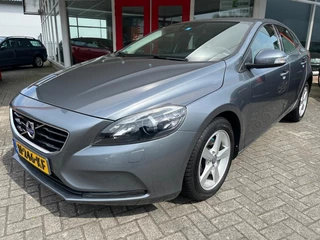 Volvo V40 1.6 T2 Xenon/TREKHAAK/NW DISTRIBUTIE