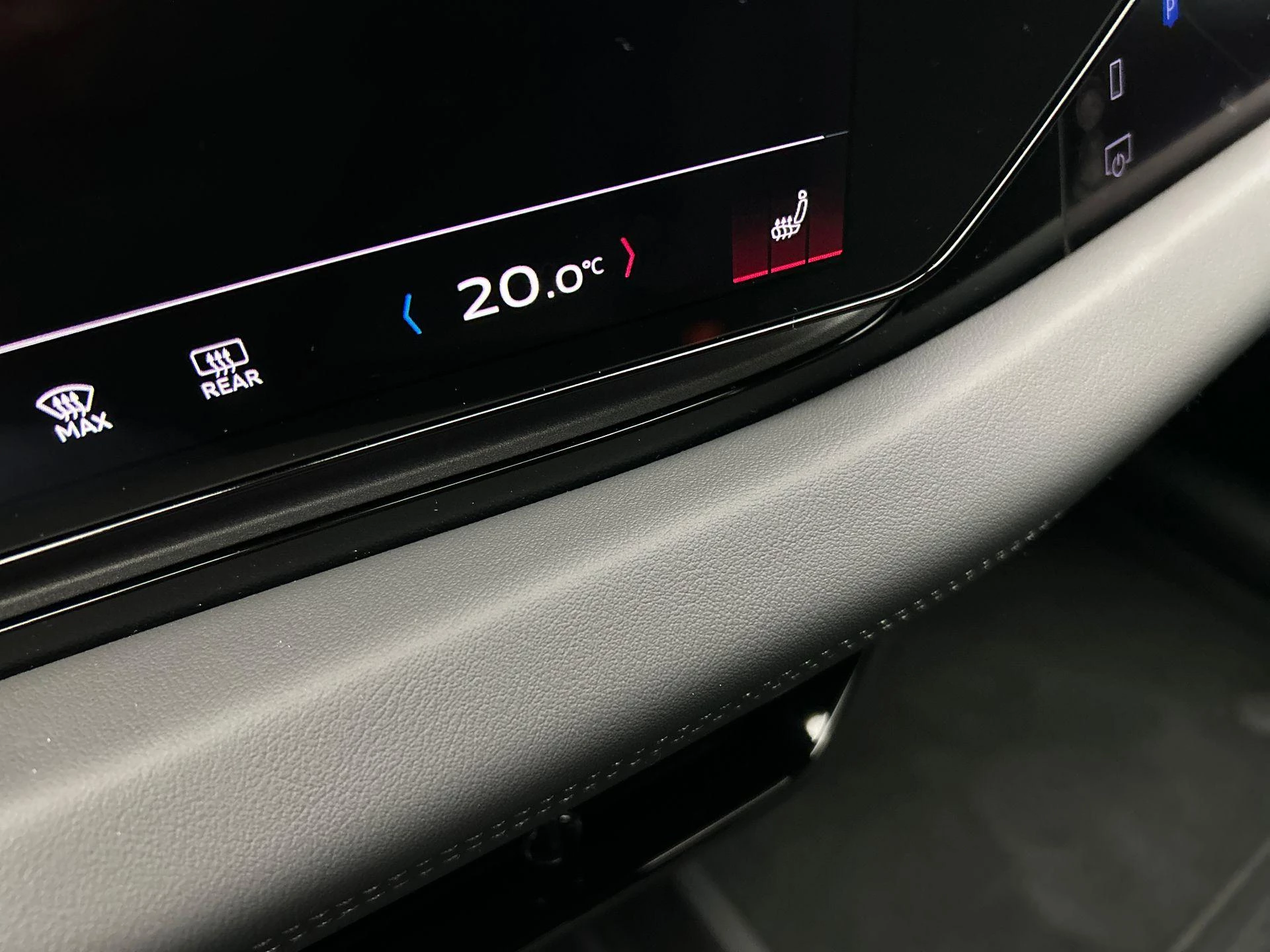 Hoofdafbeelding Audi A6 Avant e-tron