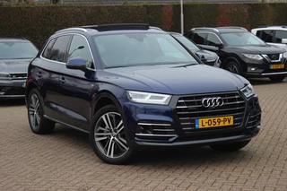 Audi Q5 55 TFSI e quattro Competition 32.038 km! / Panoramadak / 360Camera / RS Seats / B&O / 20'' / Matrix LED / Keyless / Virtual Cockpit / Stoelverwarming 4x / Dodehoek / DAB / ACC