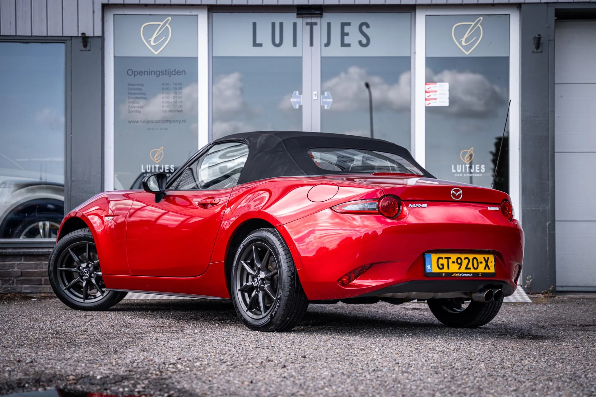 Hoofdafbeelding Mazda MX-5