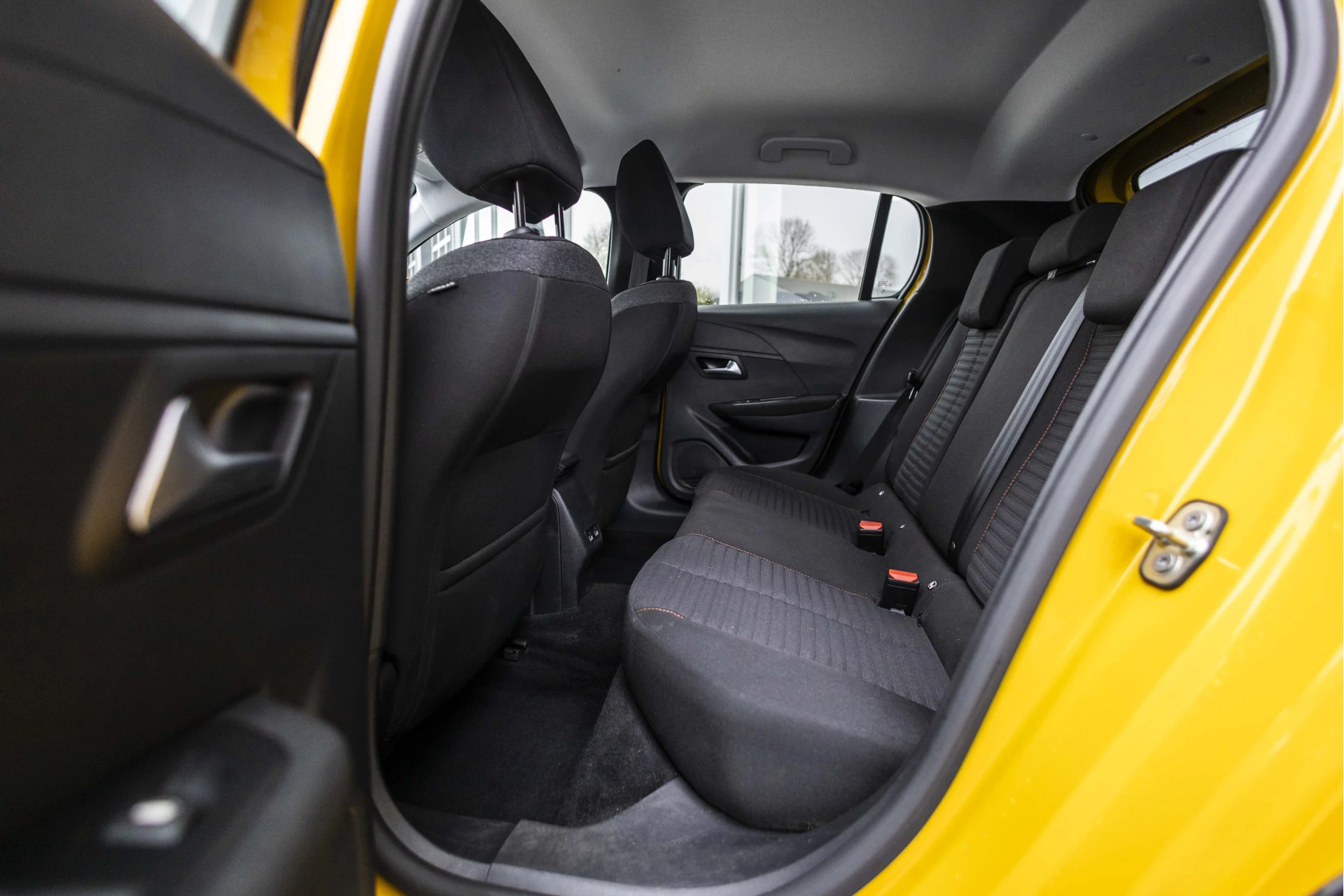 Hoofdafbeelding Peugeot e-208