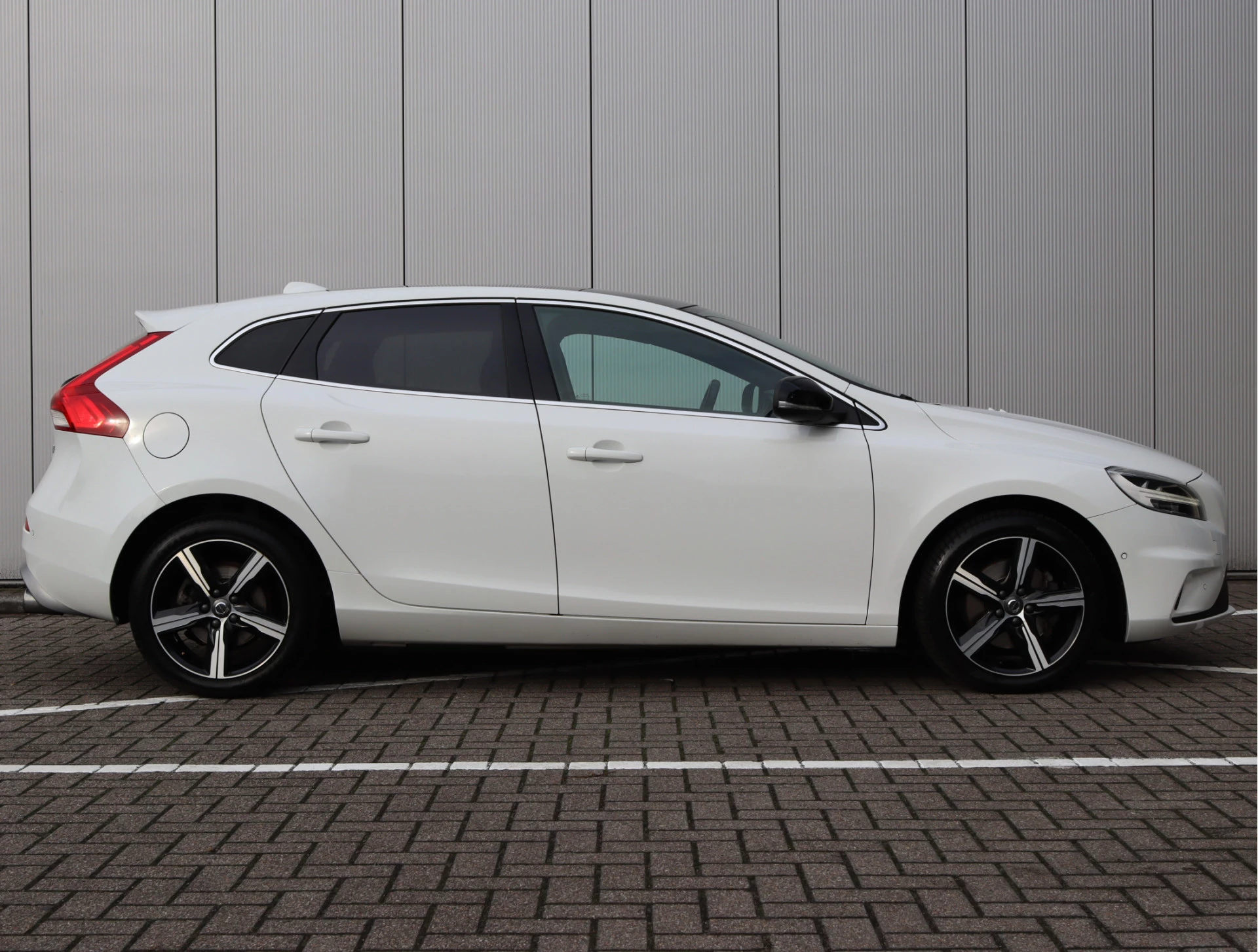 Hoofdafbeelding Volvo V40
