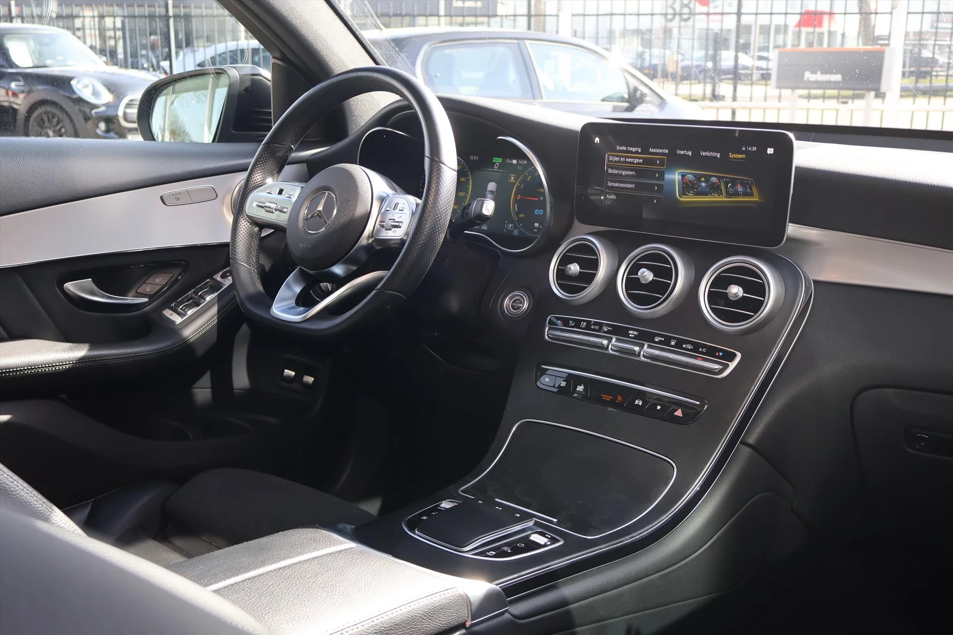 Hoofdafbeelding Mercedes-Benz GLC