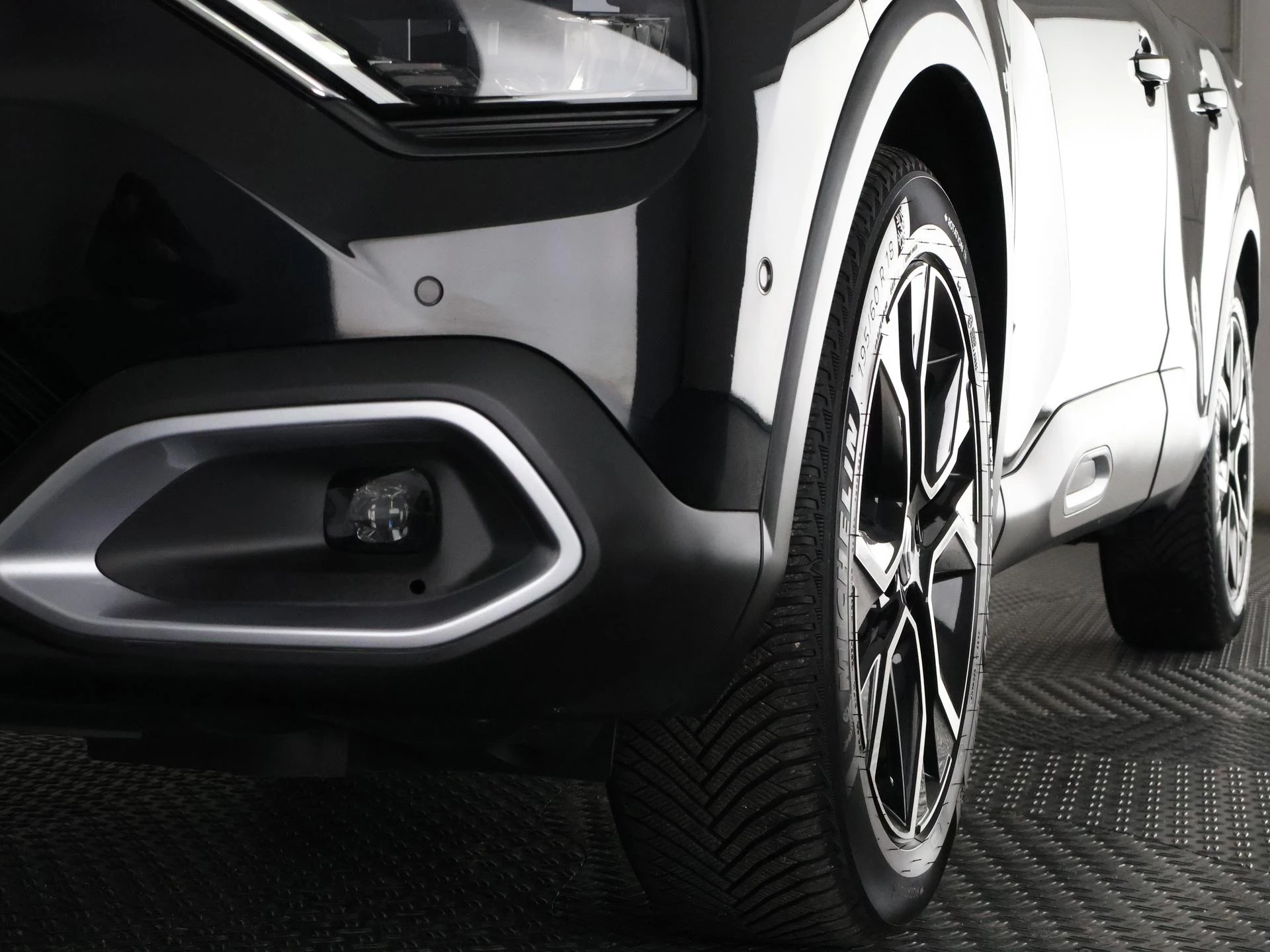 Hoofdafbeelding Citroën ë-C4 X