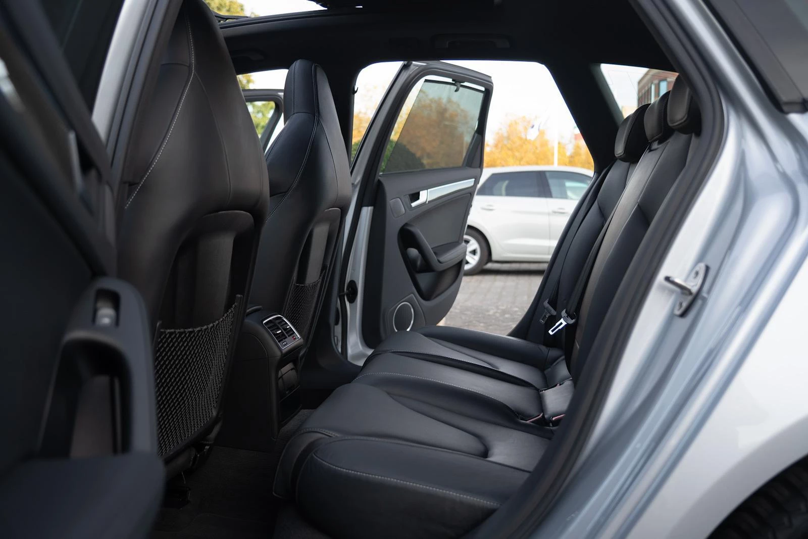 Hoofdafbeelding Audi S4