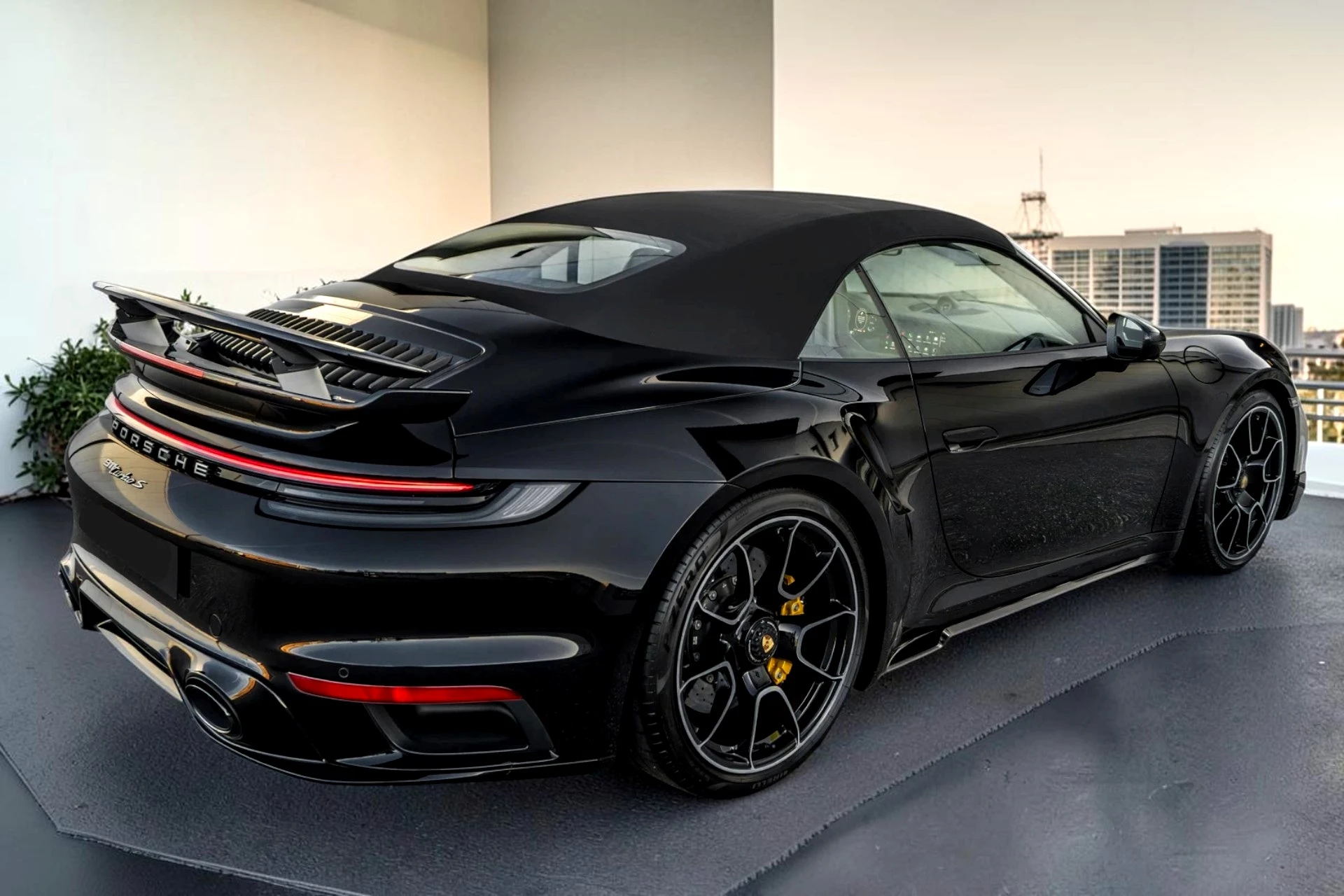 Hoofdafbeelding Porsche 911