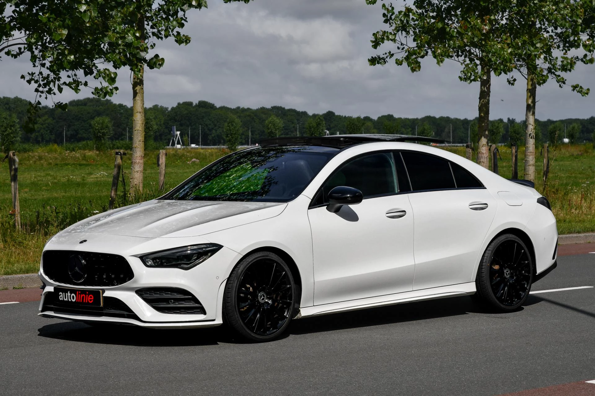 Hoofdafbeelding Mercedes-Benz CLA