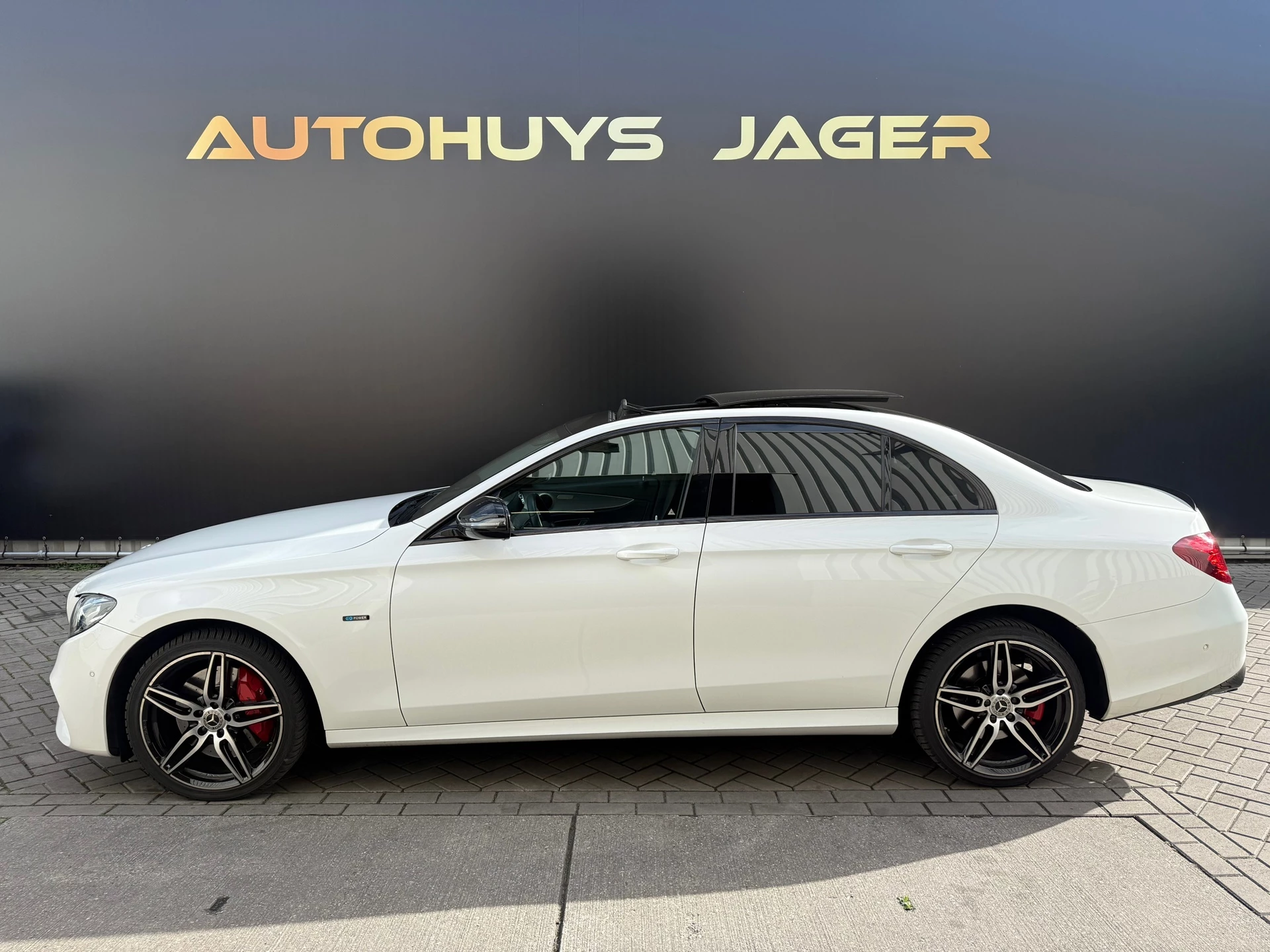 Hoofdafbeelding Mercedes-Benz E-Klasse