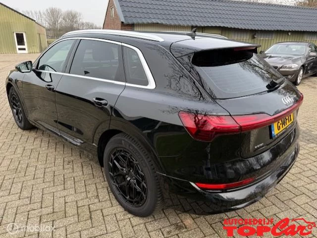 Hoofdafbeelding Audi e-tron