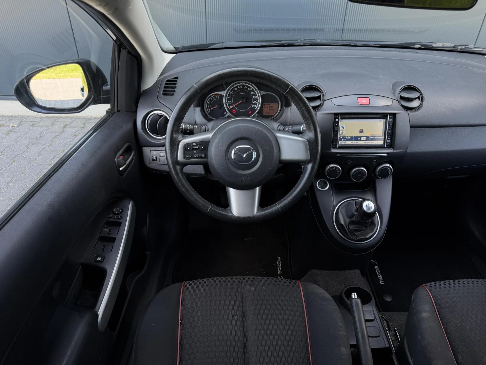 Hoofdafbeelding Mazda 2