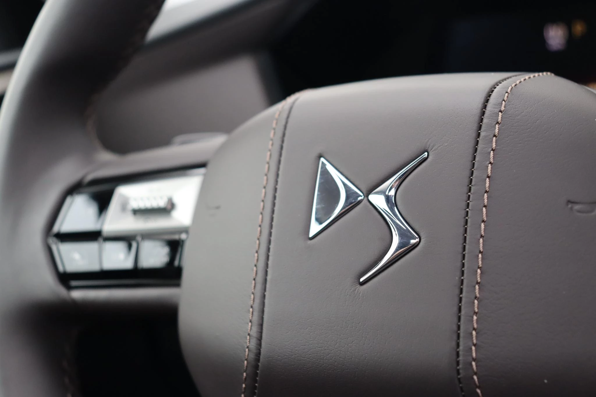 Hoofdafbeelding DS DS 4