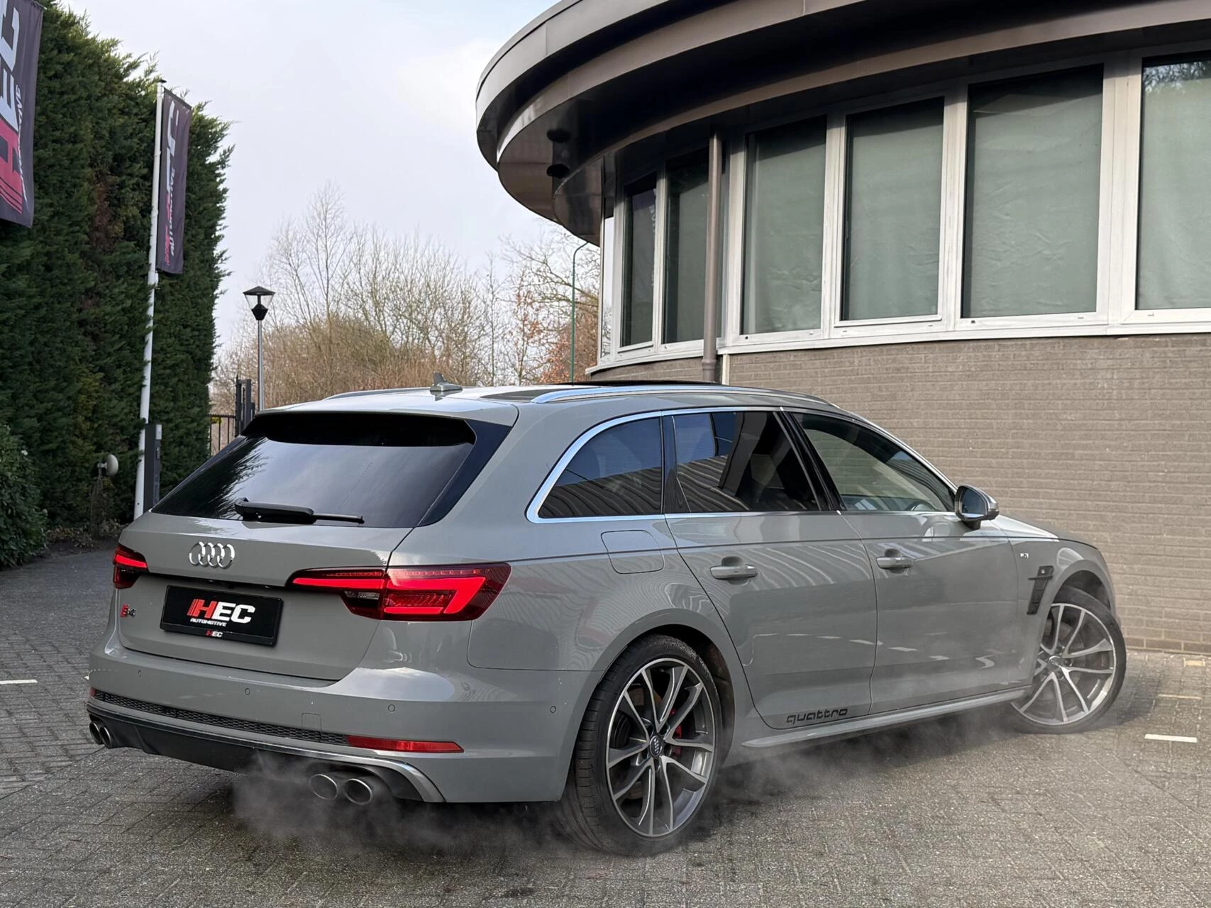 Hoofdafbeelding Audi S4