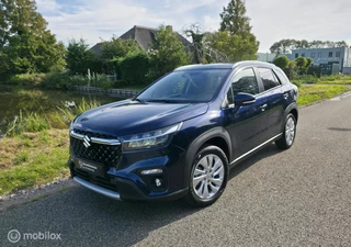 Hoofdafbeelding Suzuki S-Cross Suzuki S-Cross 1.5 Hybrid / Camera / Carplay / Stoelv.