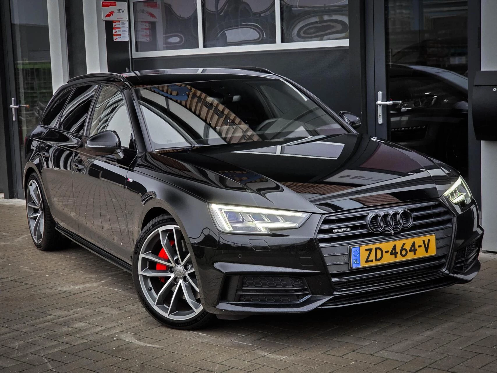 Hoofdafbeelding Audi A4