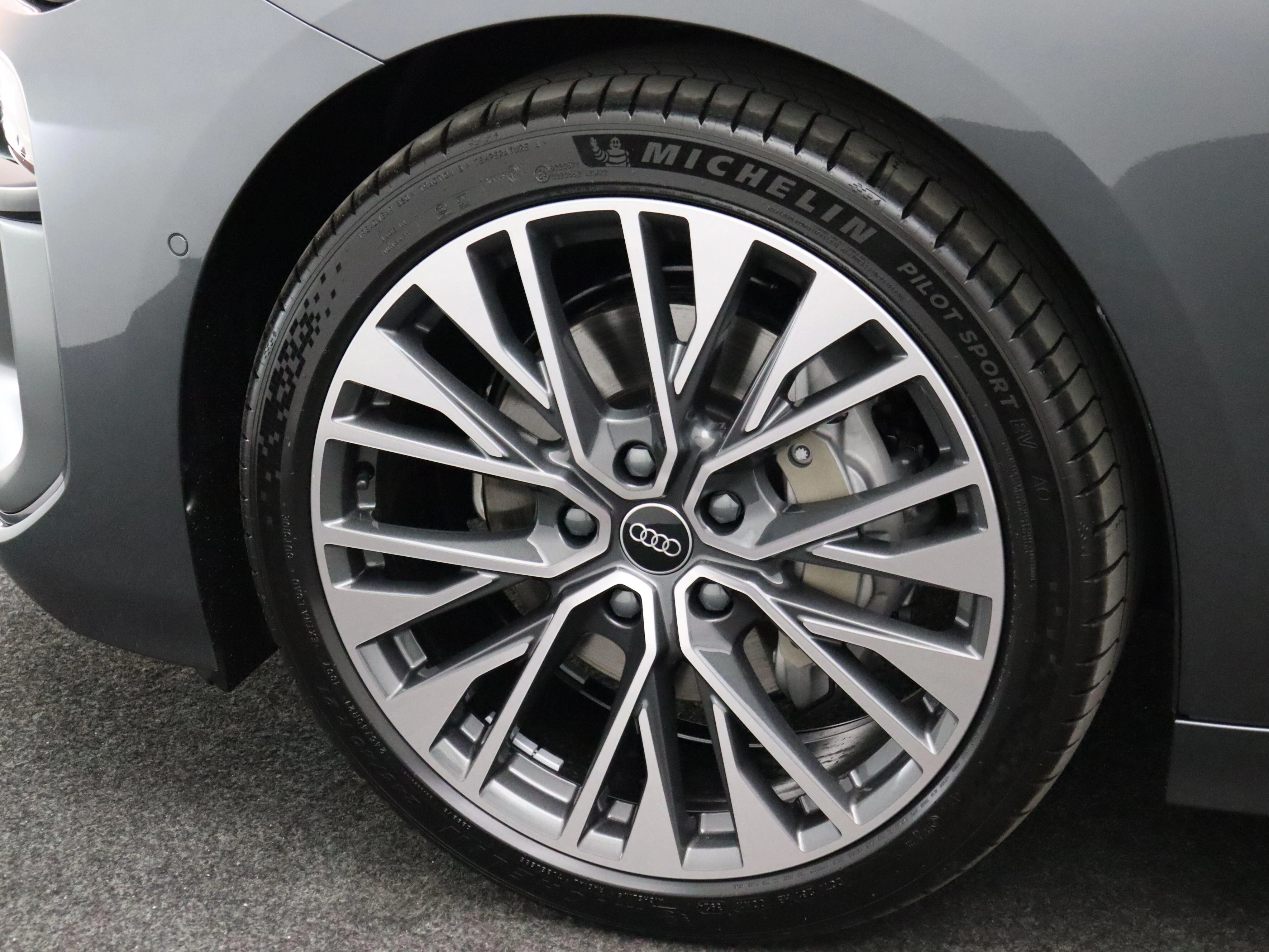 Hoofdafbeelding Audi A6 e-tron
