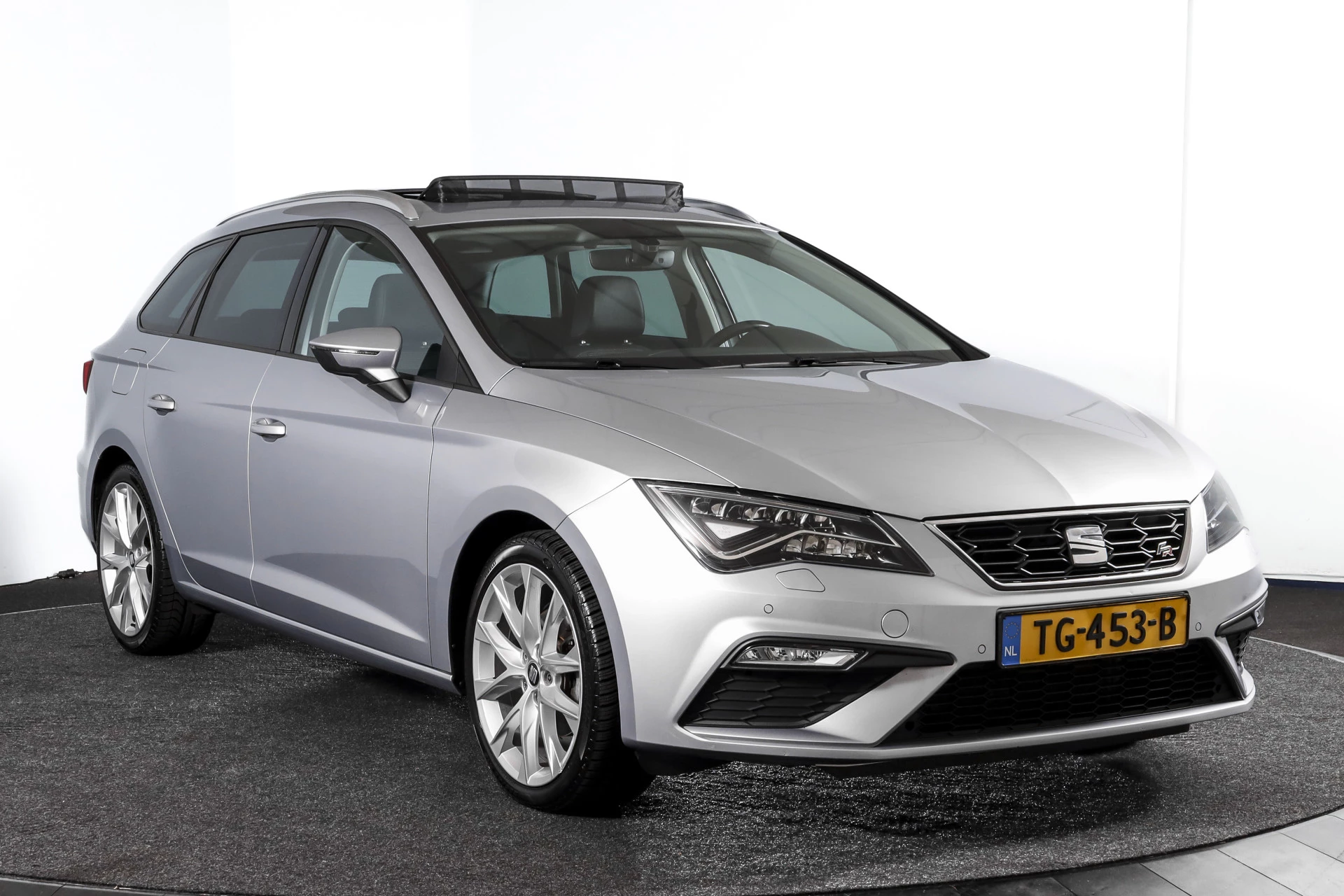 Hoofdafbeelding SEAT Leon