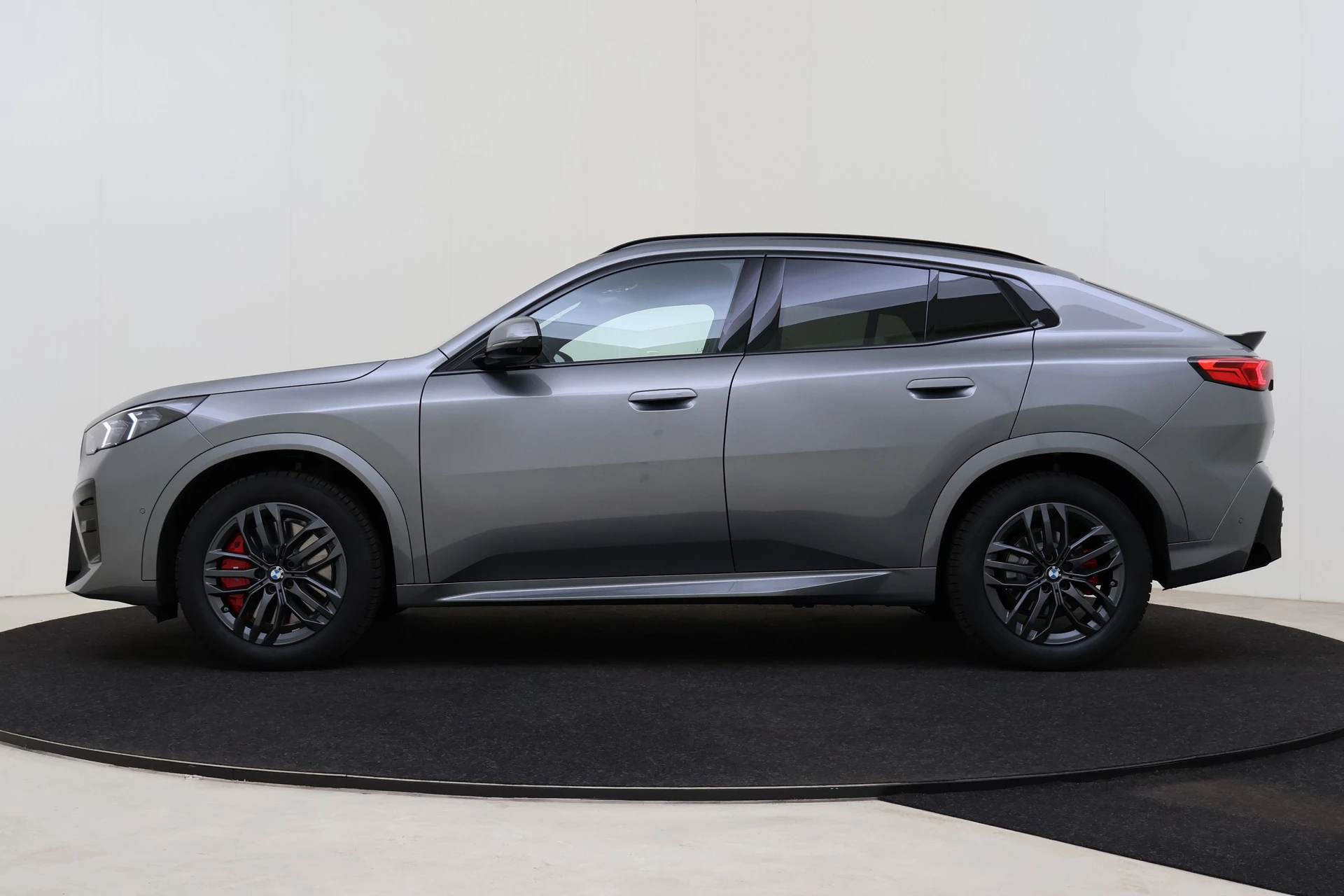 Hoofdafbeelding BMW X2