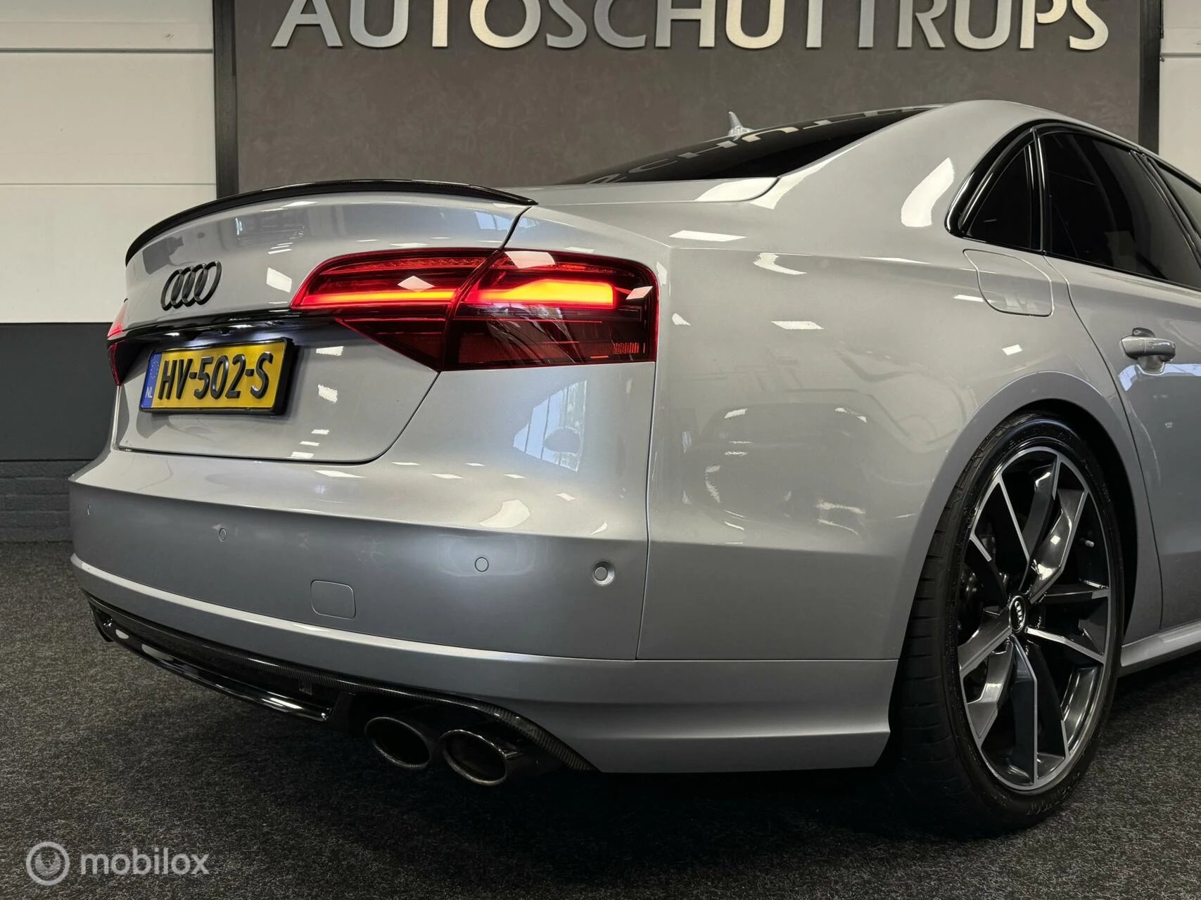 Hoofdafbeelding Audi S8