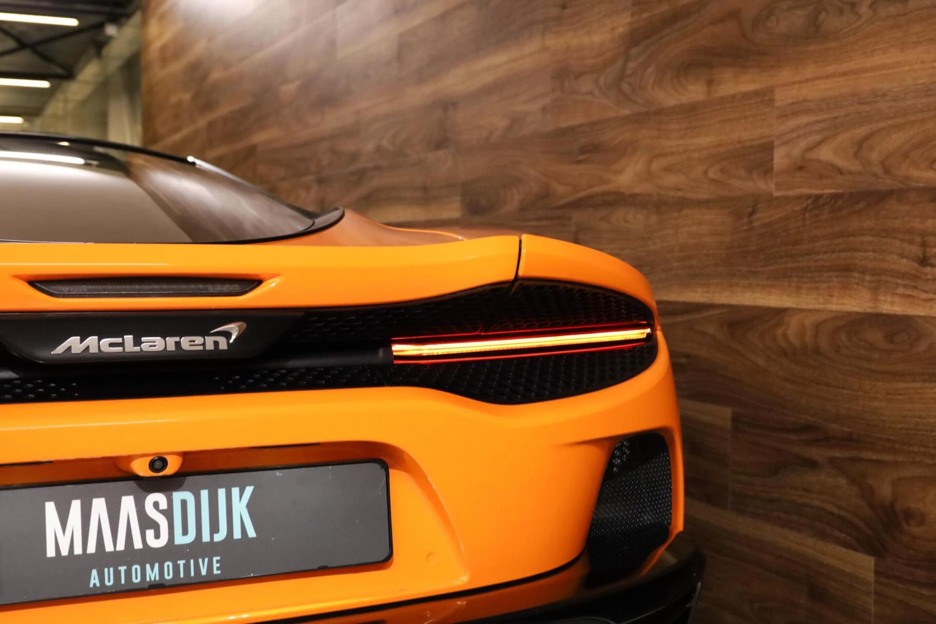 Hoofdafbeelding McLaren GT