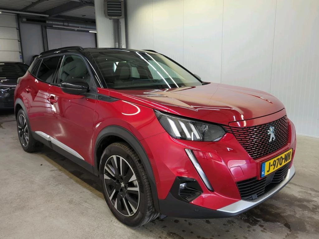 Hoofdafbeelding Peugeot e-2008