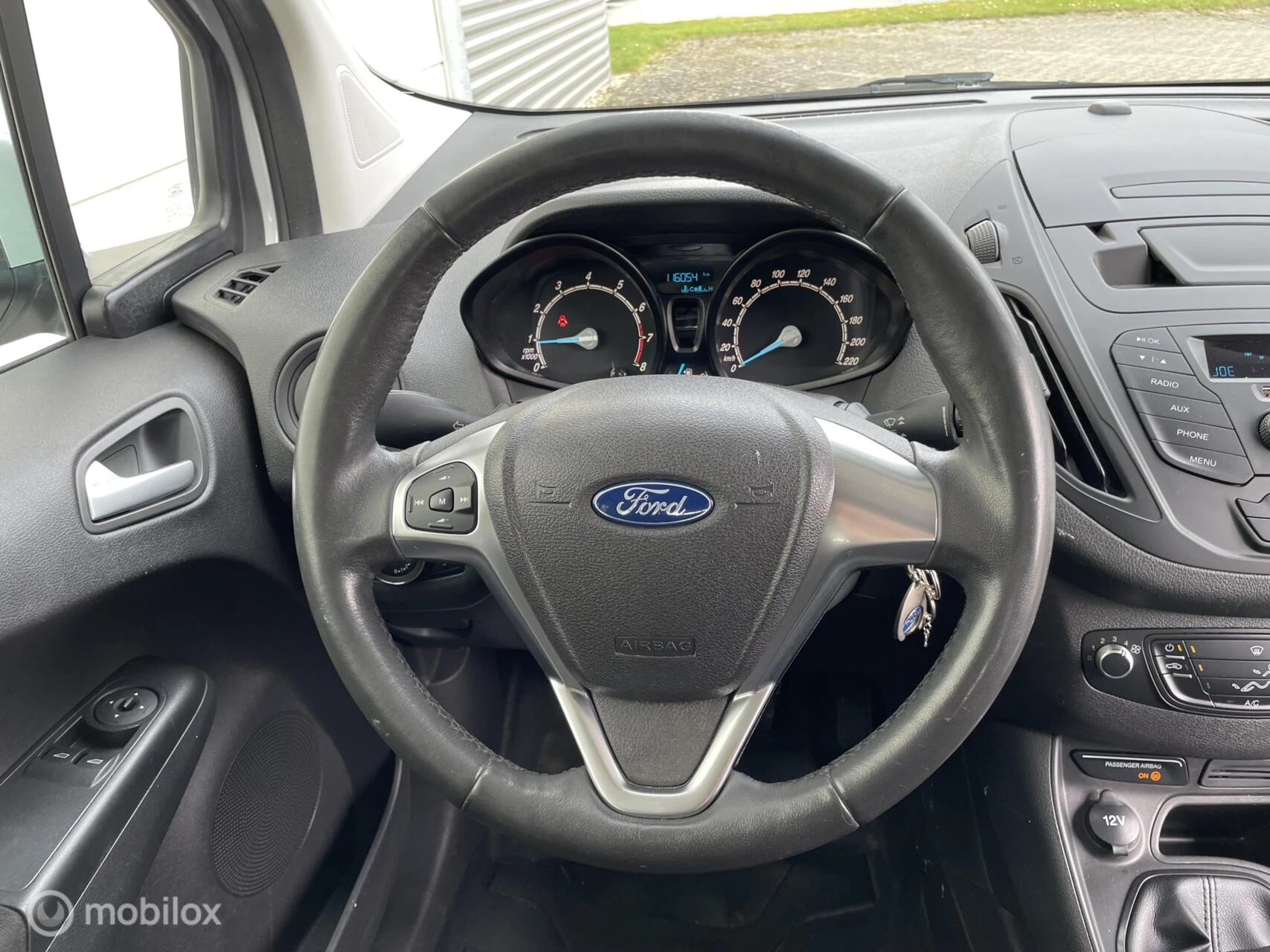 Hoofdafbeelding Ford Transit Courier