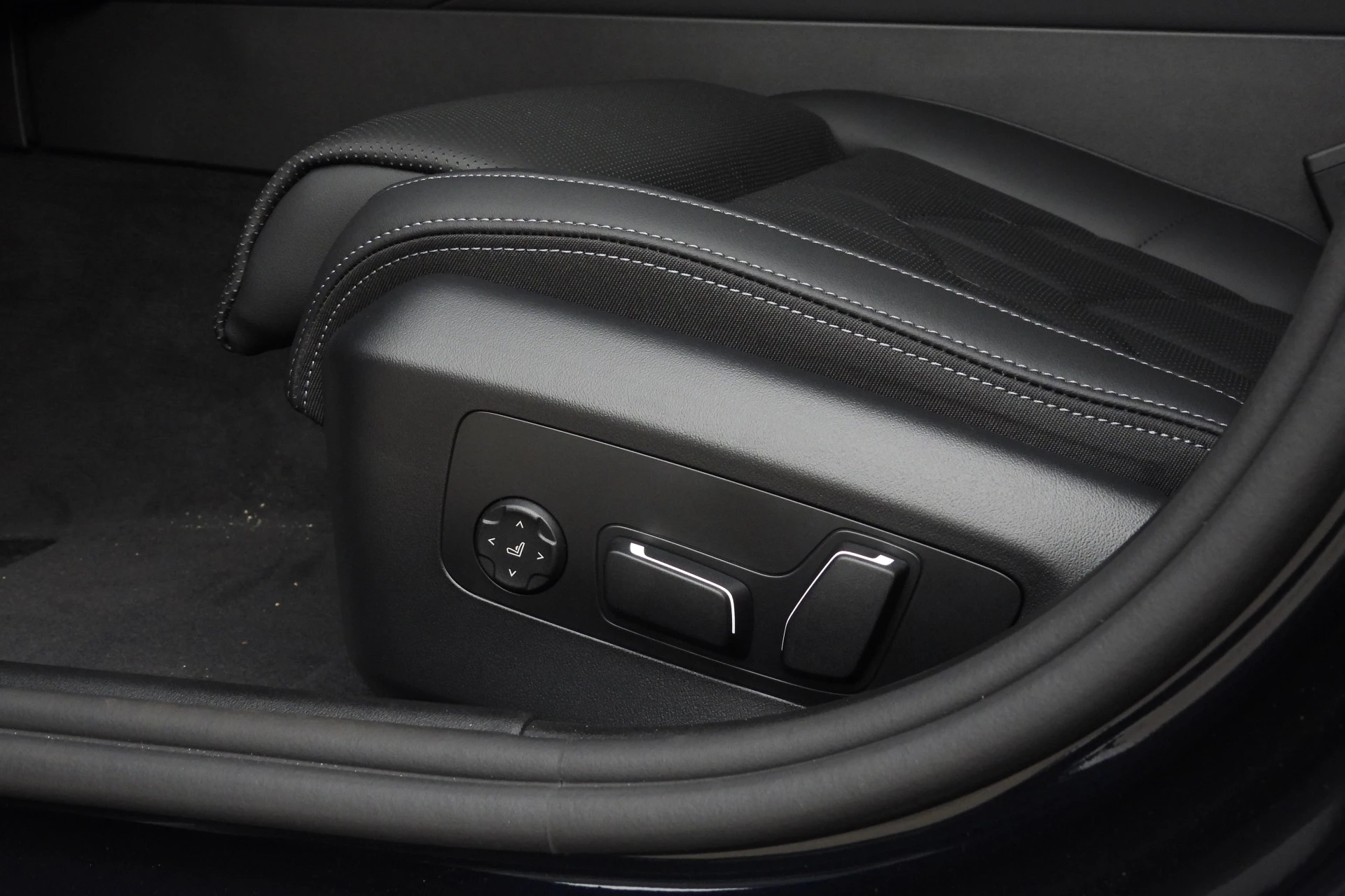 Hoofdafbeelding BMW i5