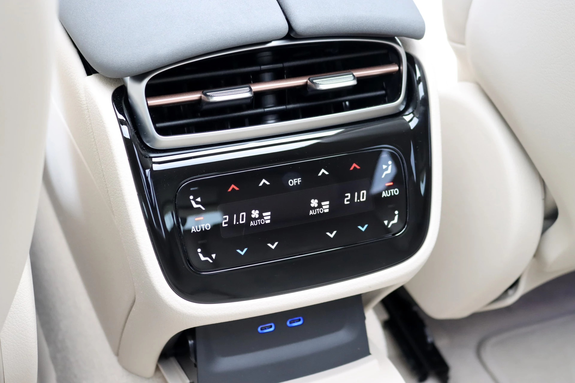Hoofdafbeelding Mercedes-Benz EQS