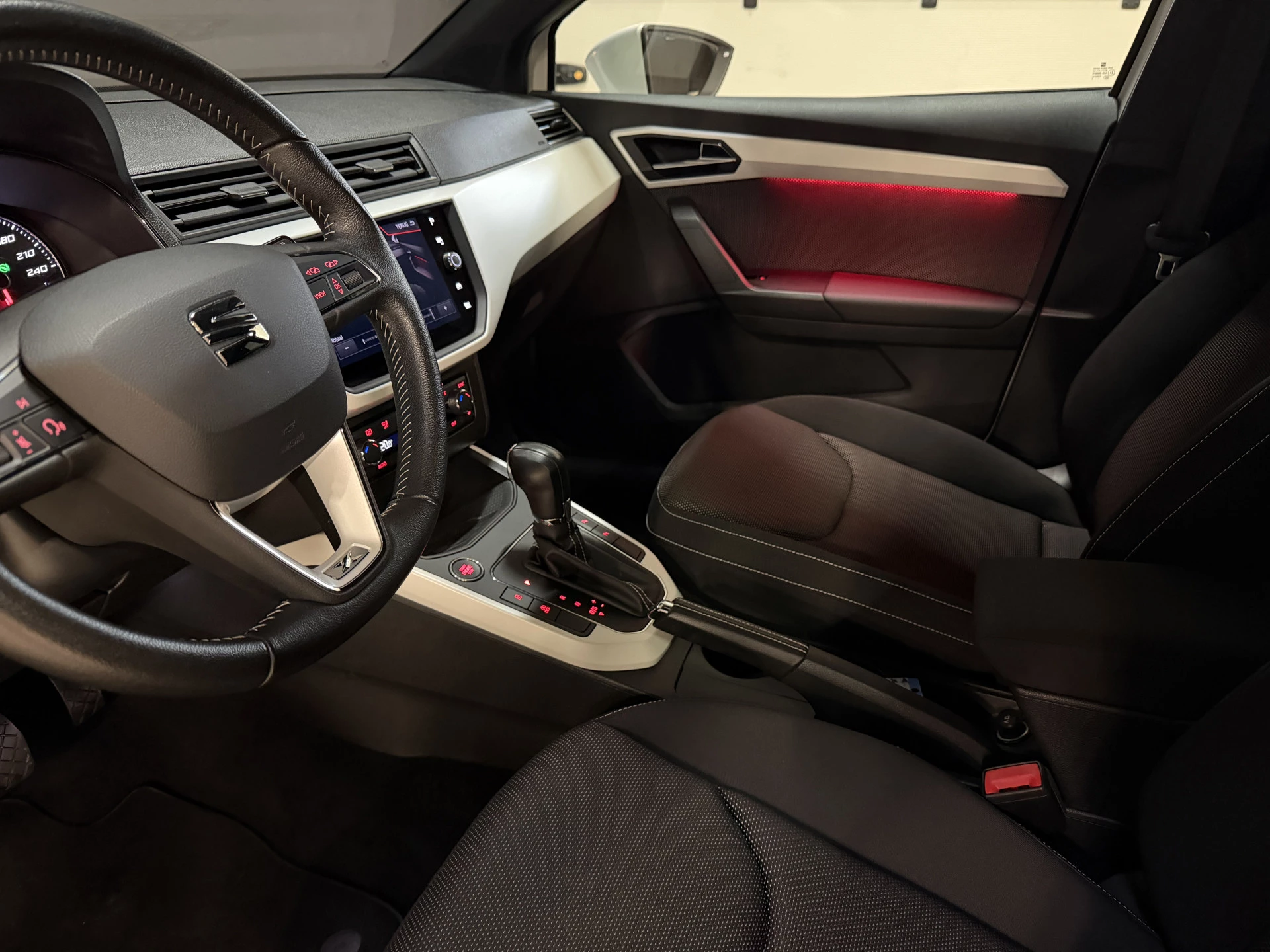 Hoofdafbeelding SEAT Arona