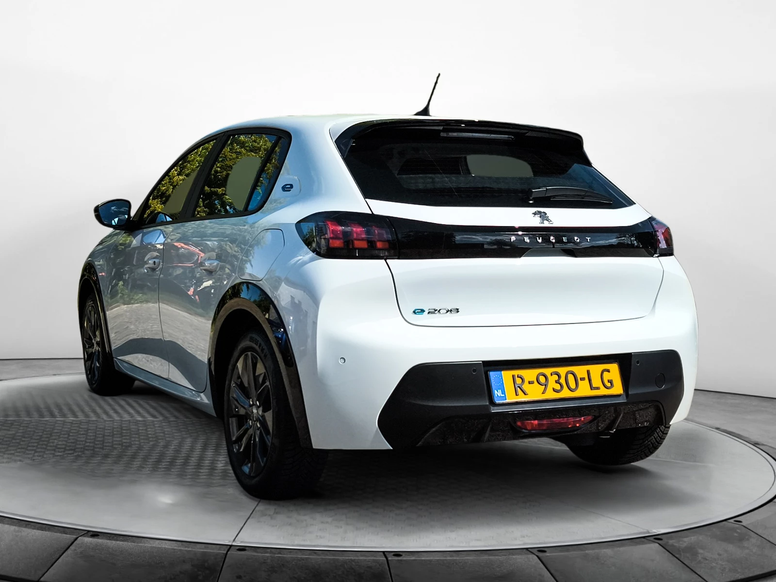 Hoofdafbeelding Peugeot e-208