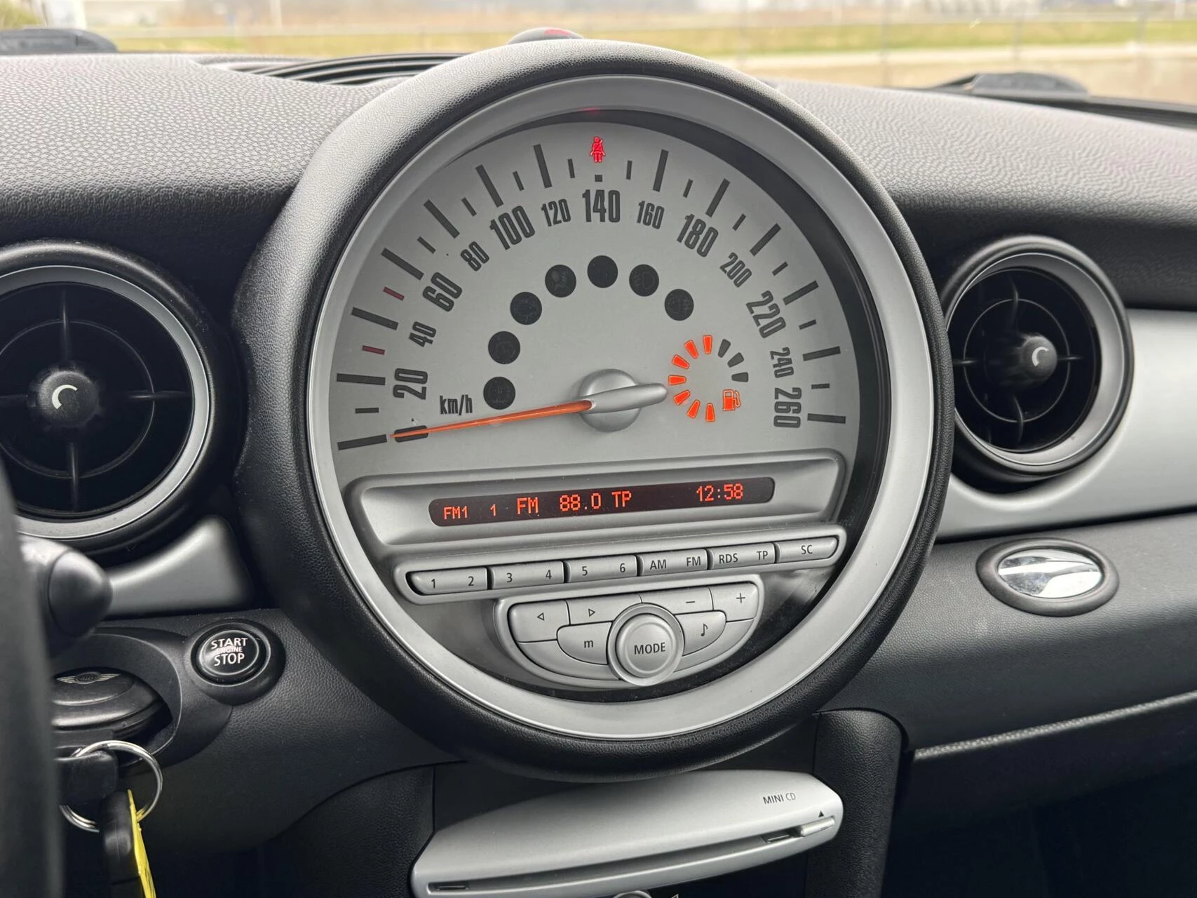 Hoofdafbeelding MINI One