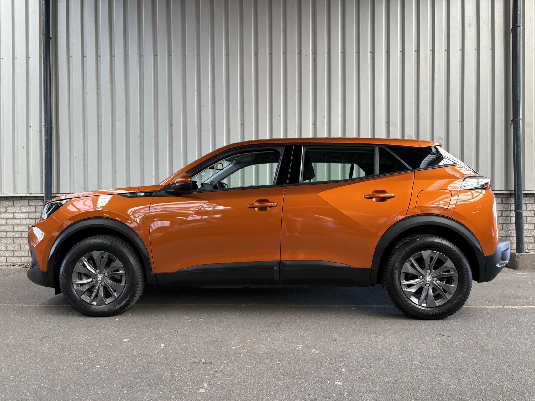 Hoofdafbeelding Peugeot e-2008