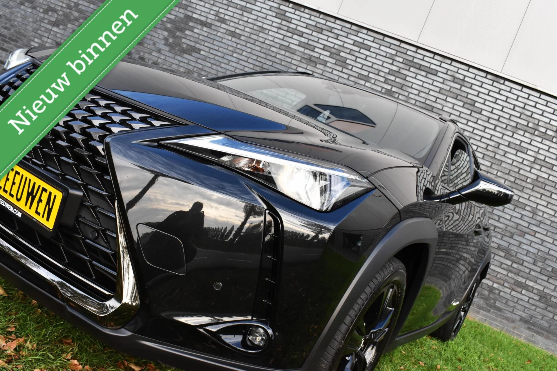 Hoofdafbeelding Lexus UX