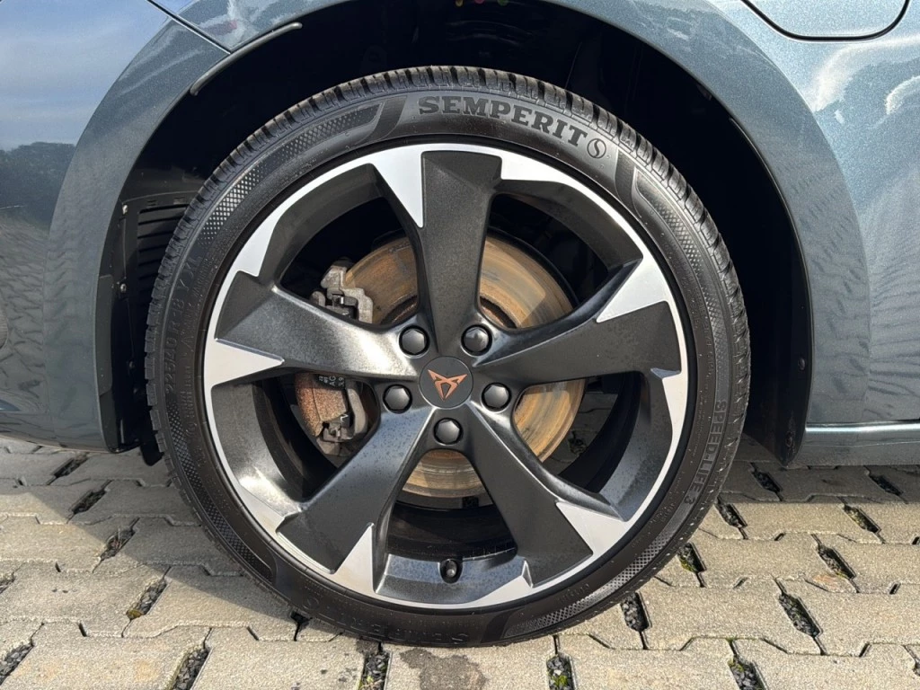 Hoofdafbeelding CUPRA Leon Sportstourer