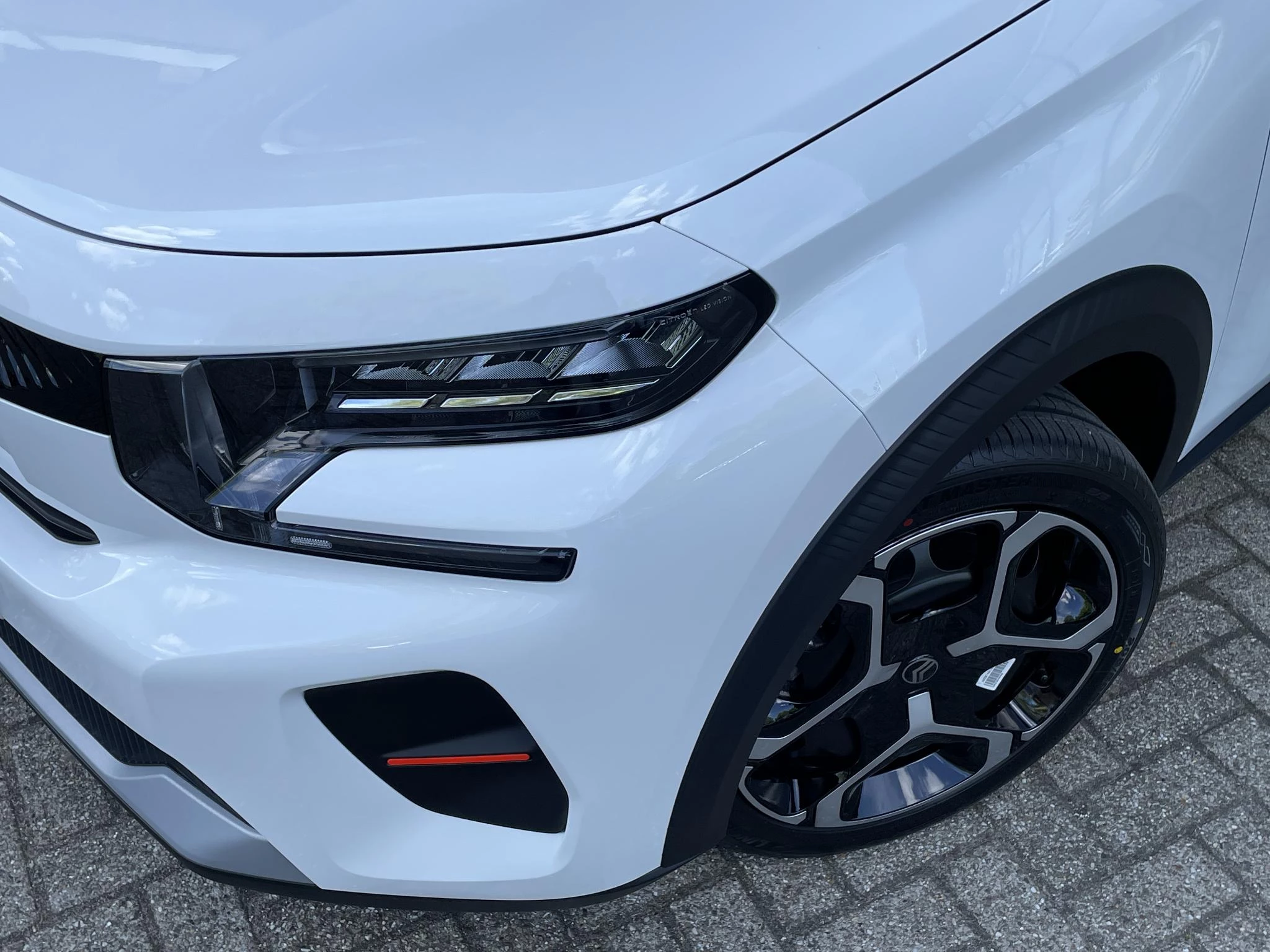 Hoofdafbeelding Citroën ë-C3