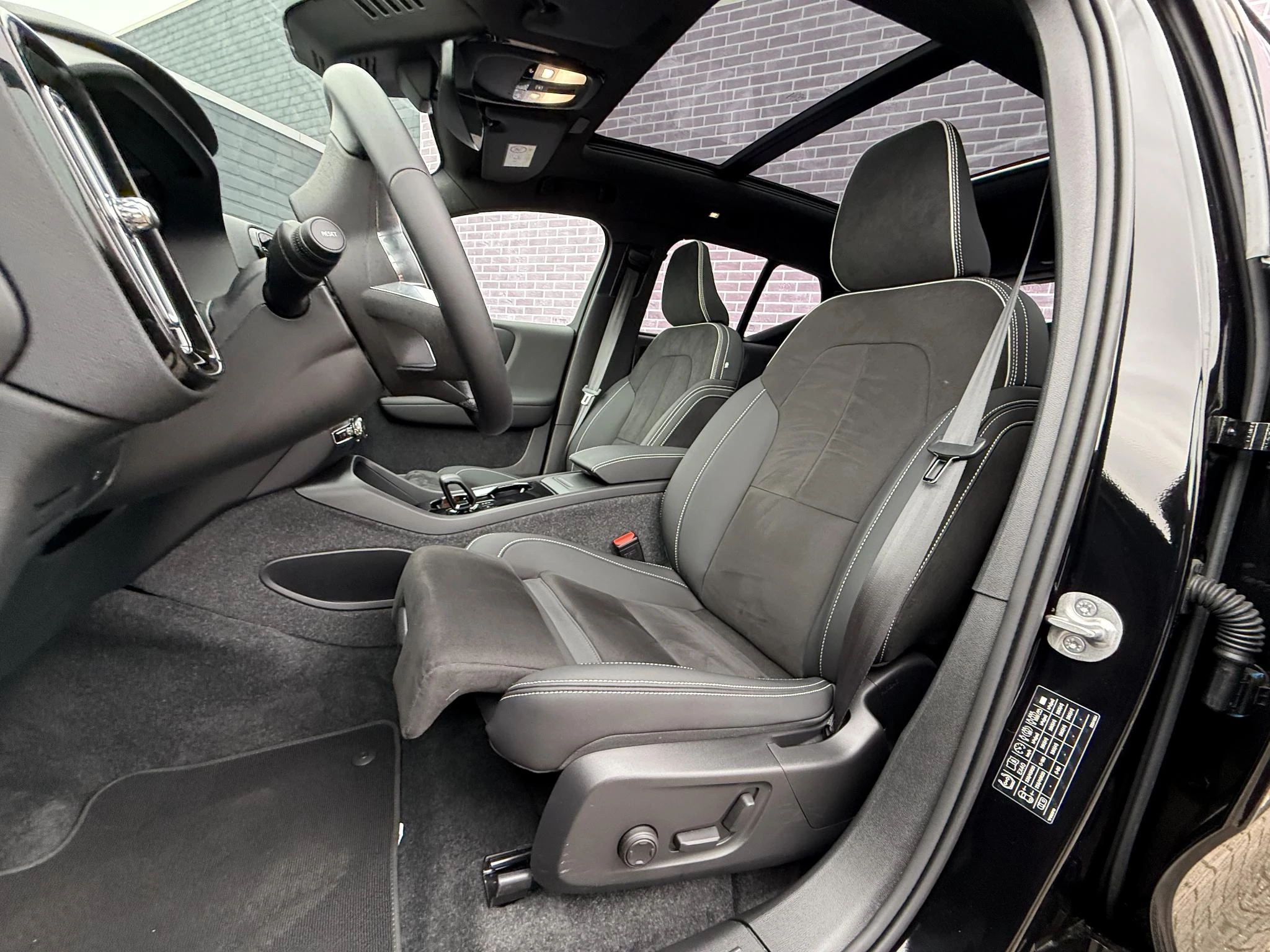 Hoofdafbeelding Volvo EX40