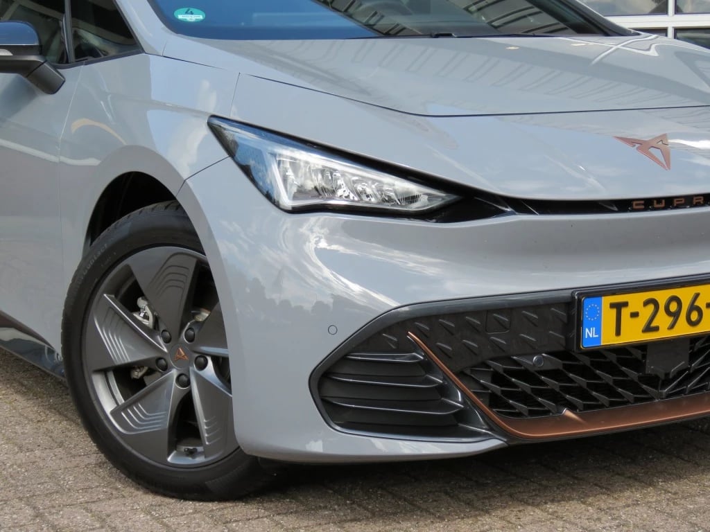 Hoofdafbeelding CUPRA Born