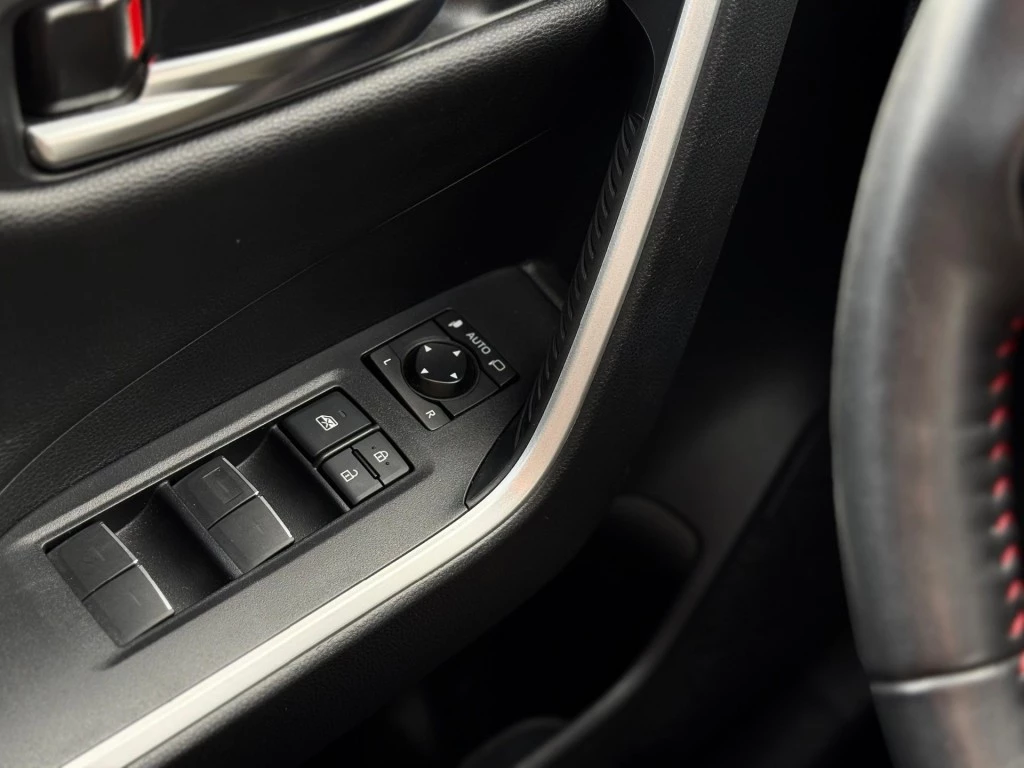 Hoofdafbeelding Suzuki Across