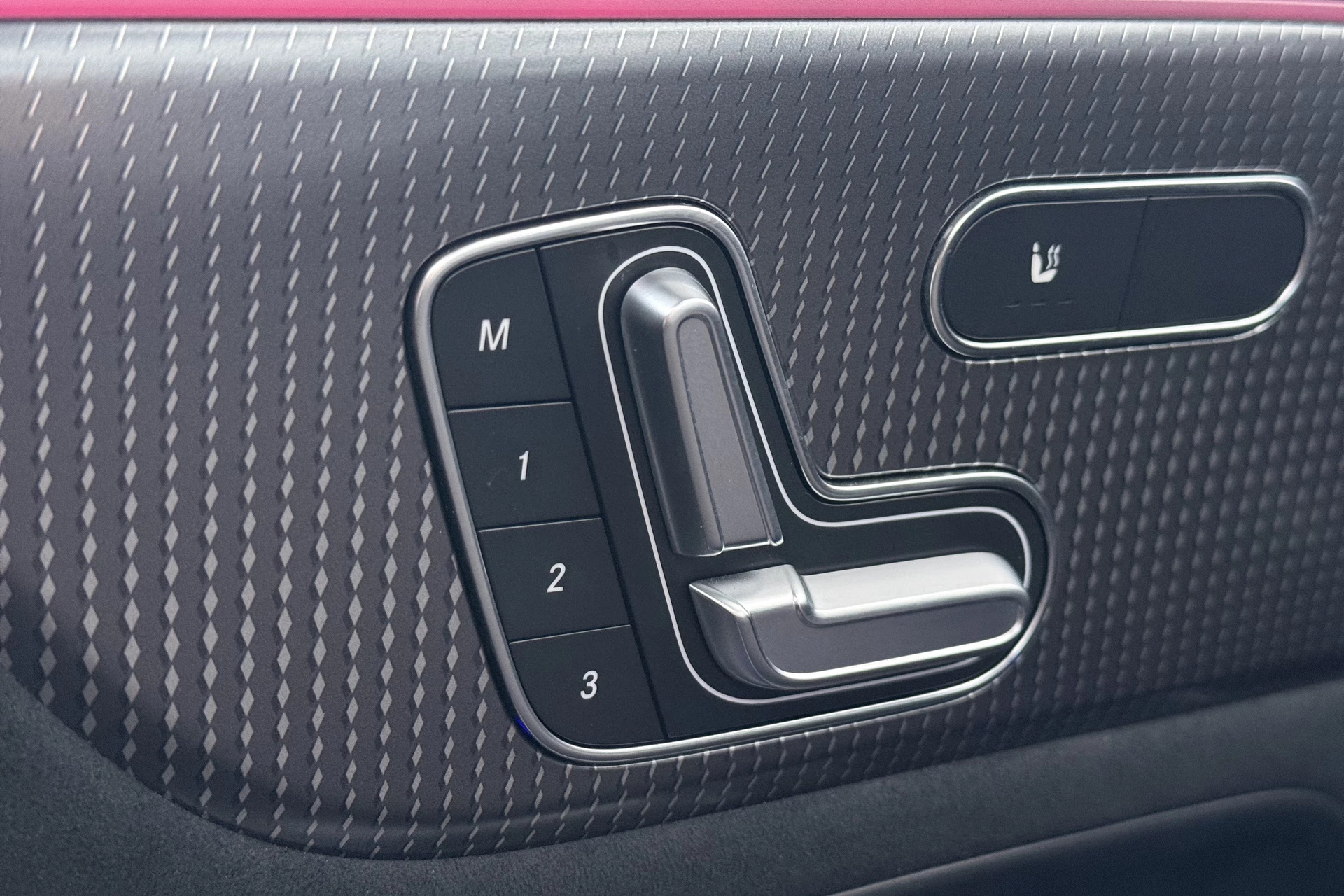 Hoofdafbeelding Mercedes-Benz EQA