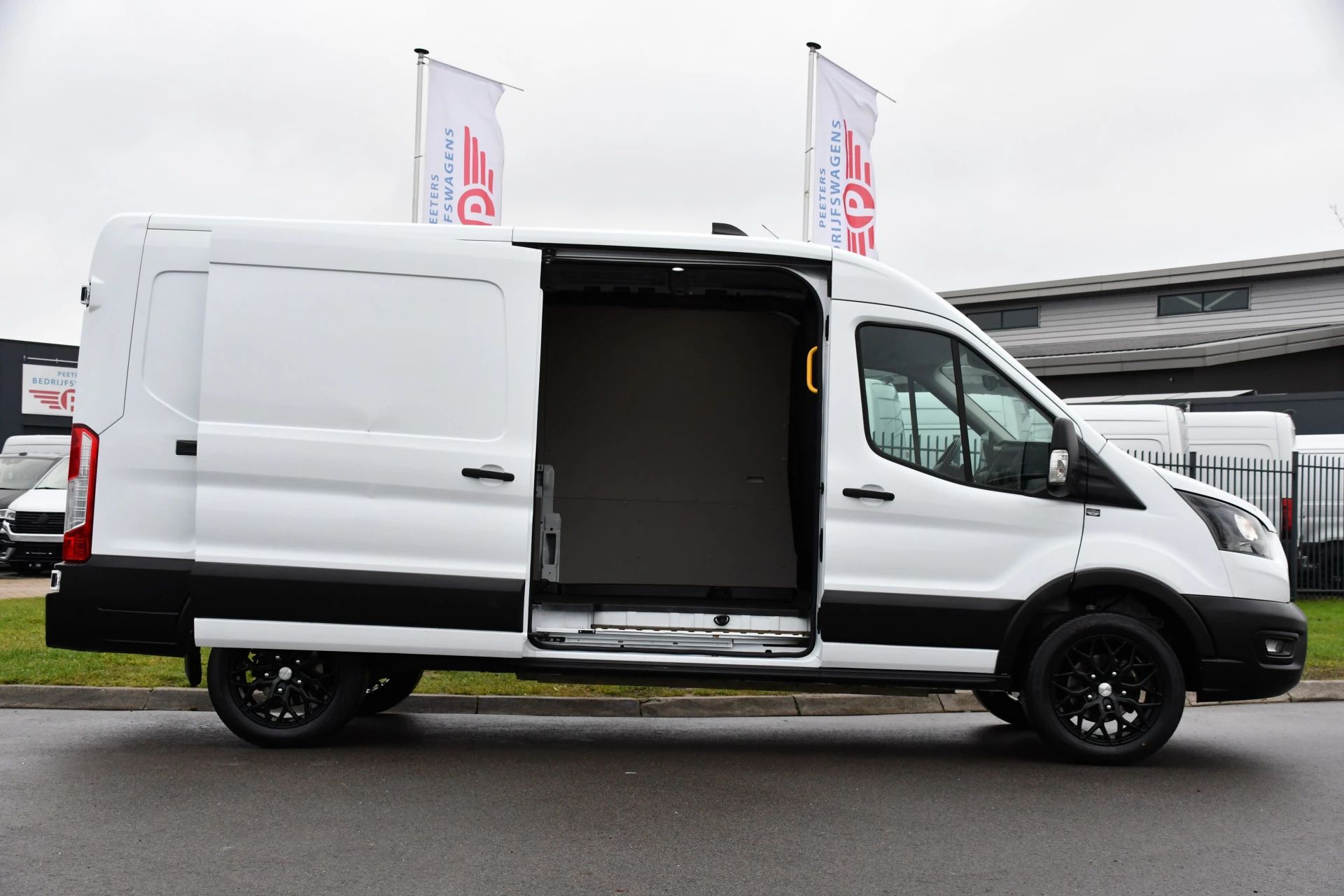 Hoofdafbeelding Ford E-Transit