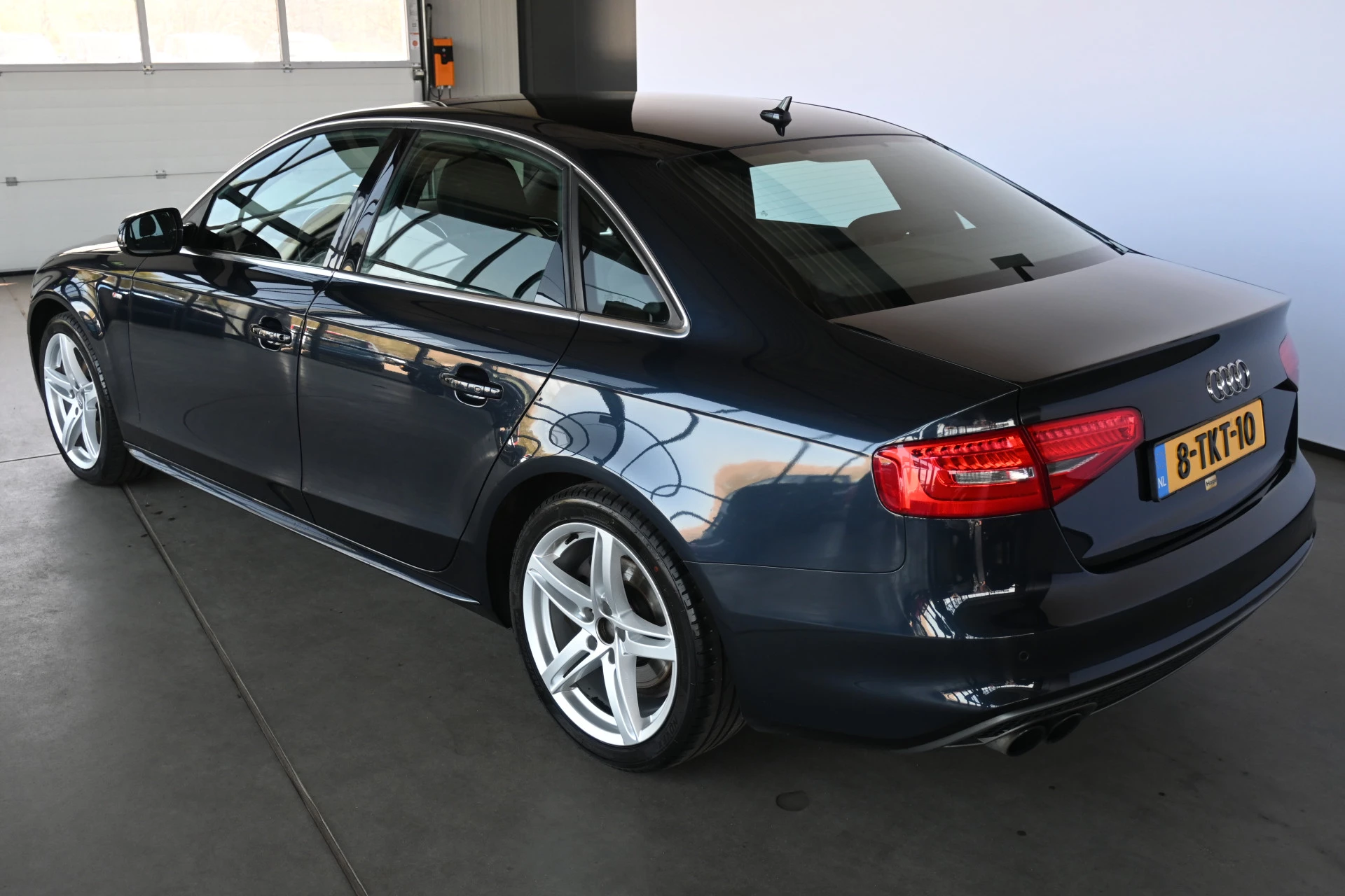 Hoofdafbeelding Audi A4